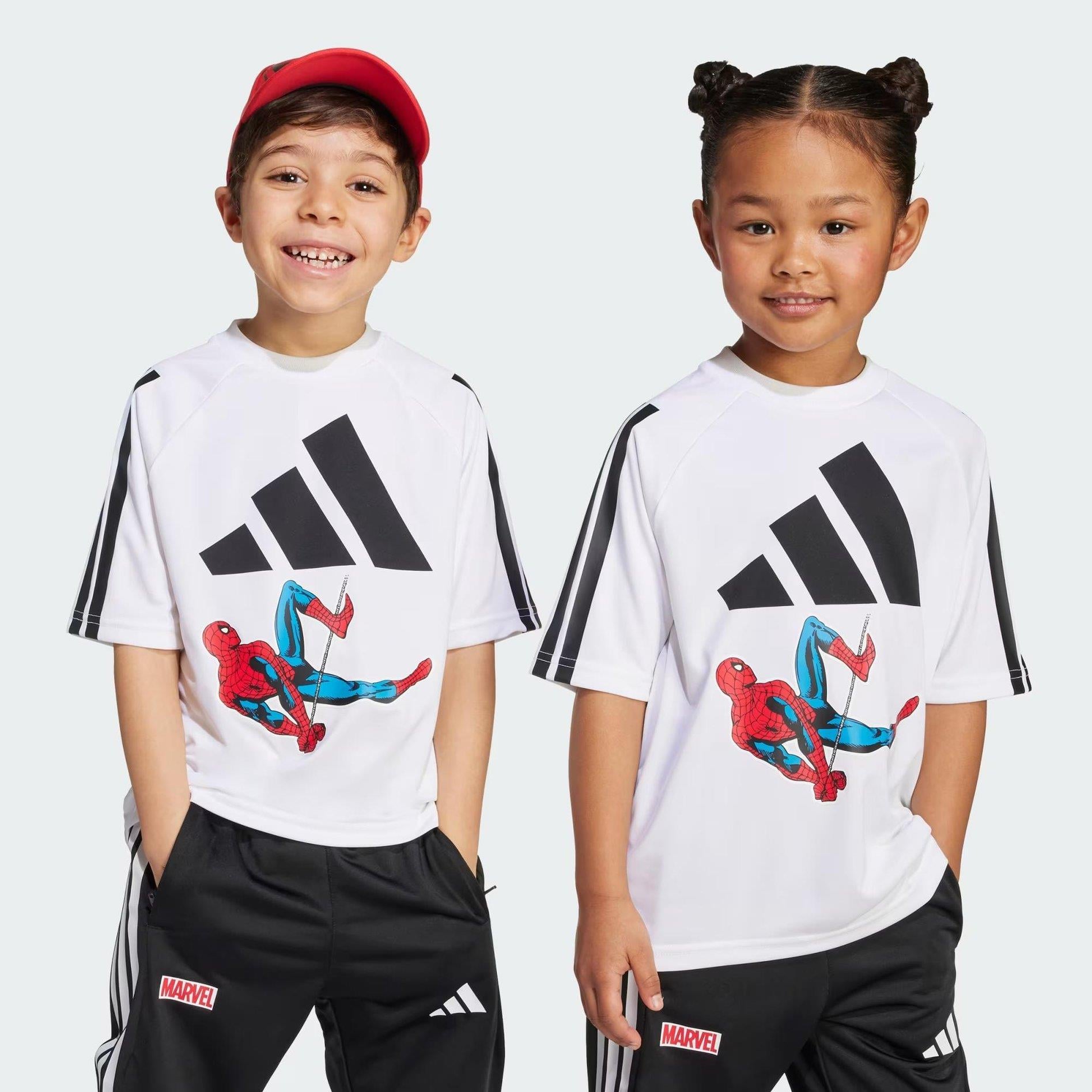 adidas Marvel Spider Man Çocuk Tişört