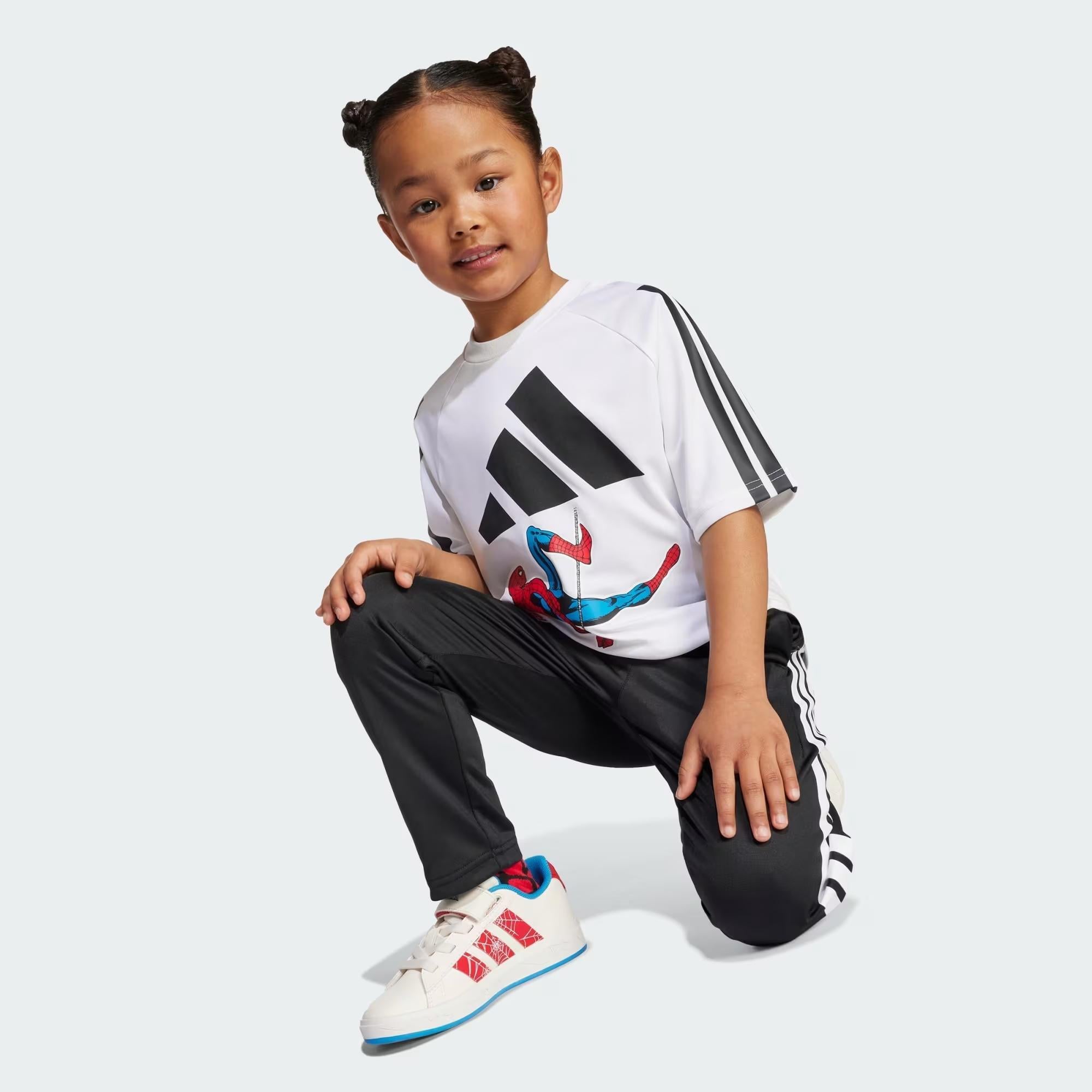 adidas Marvel Spider Man Çocuk Tişört