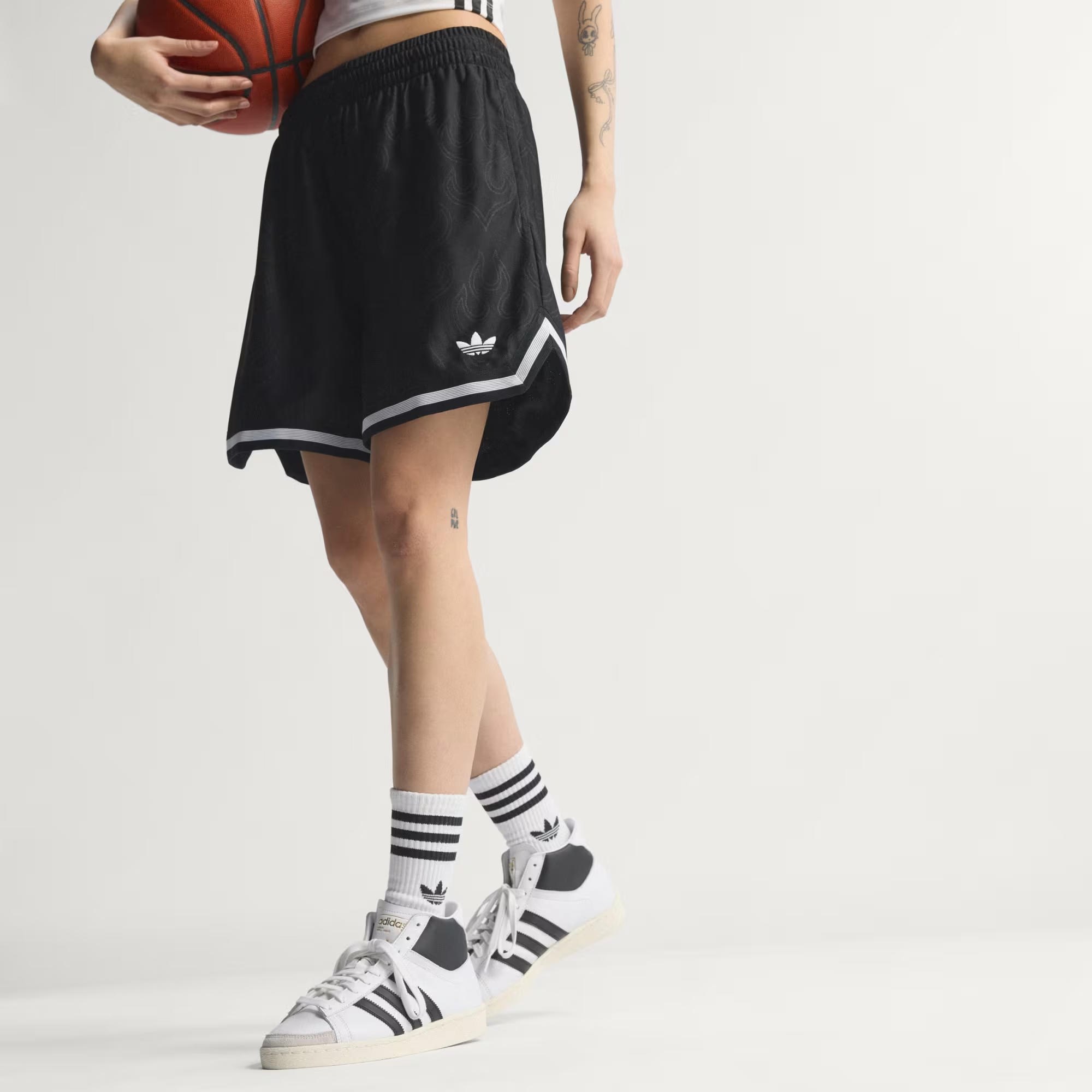 adidas Originals Basketball Flame Erkek Şort