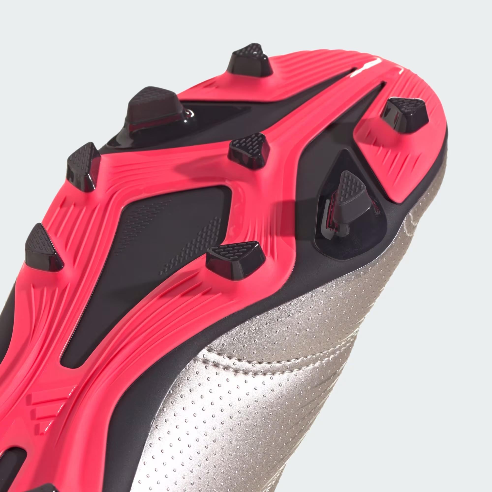 adidas Predator Club FG Çocuk Krampon