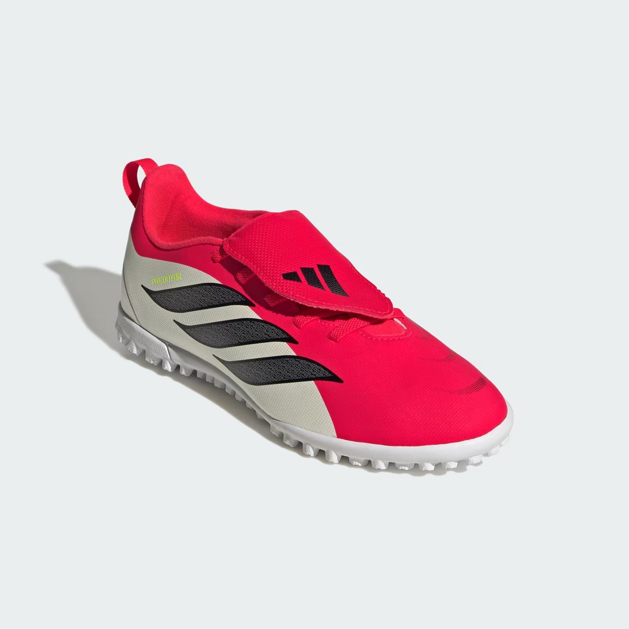 Adidas Kırmızı Adidas Predator Club FT EL Ayakkabısı