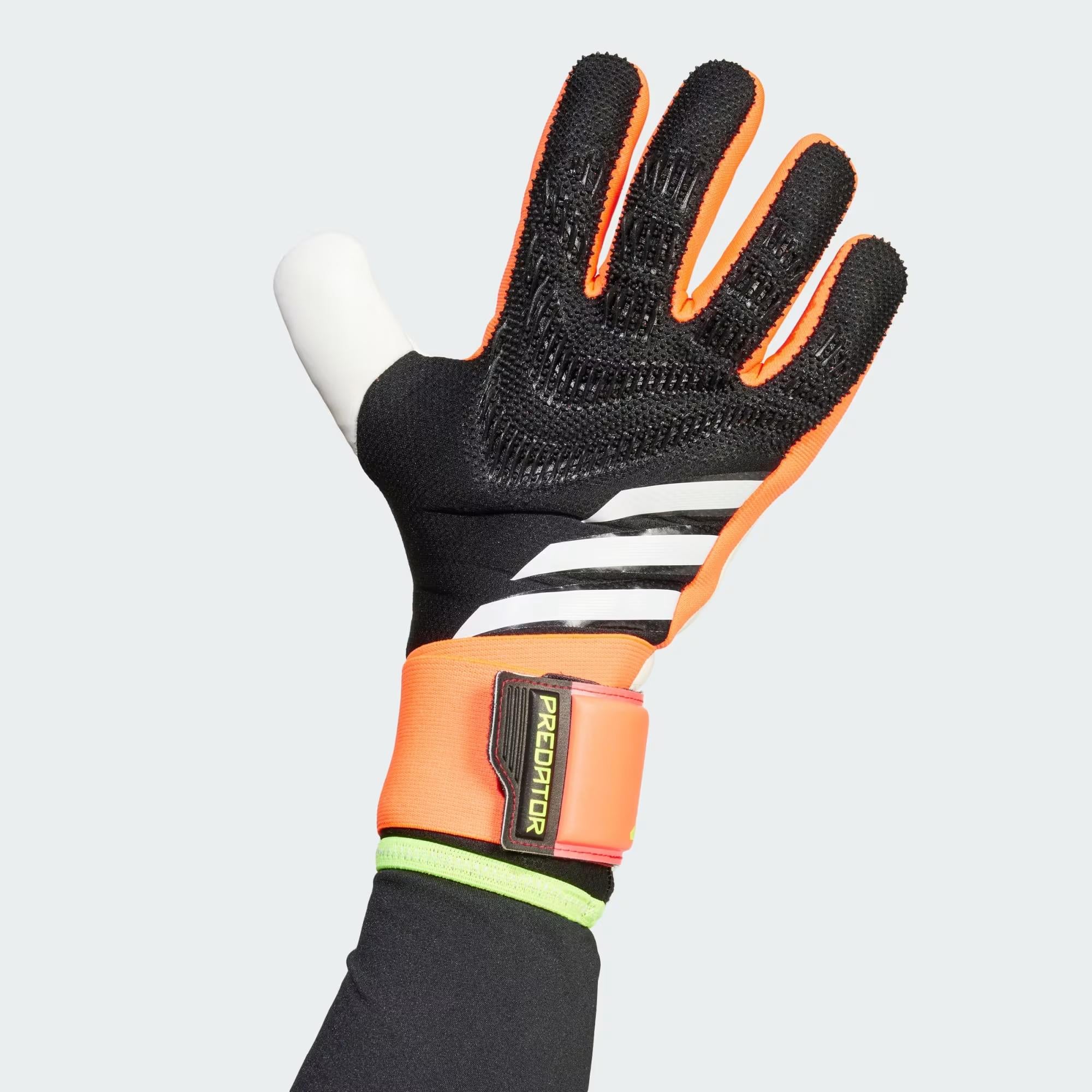 adidas Predator Competition Kaleci Eldiveni