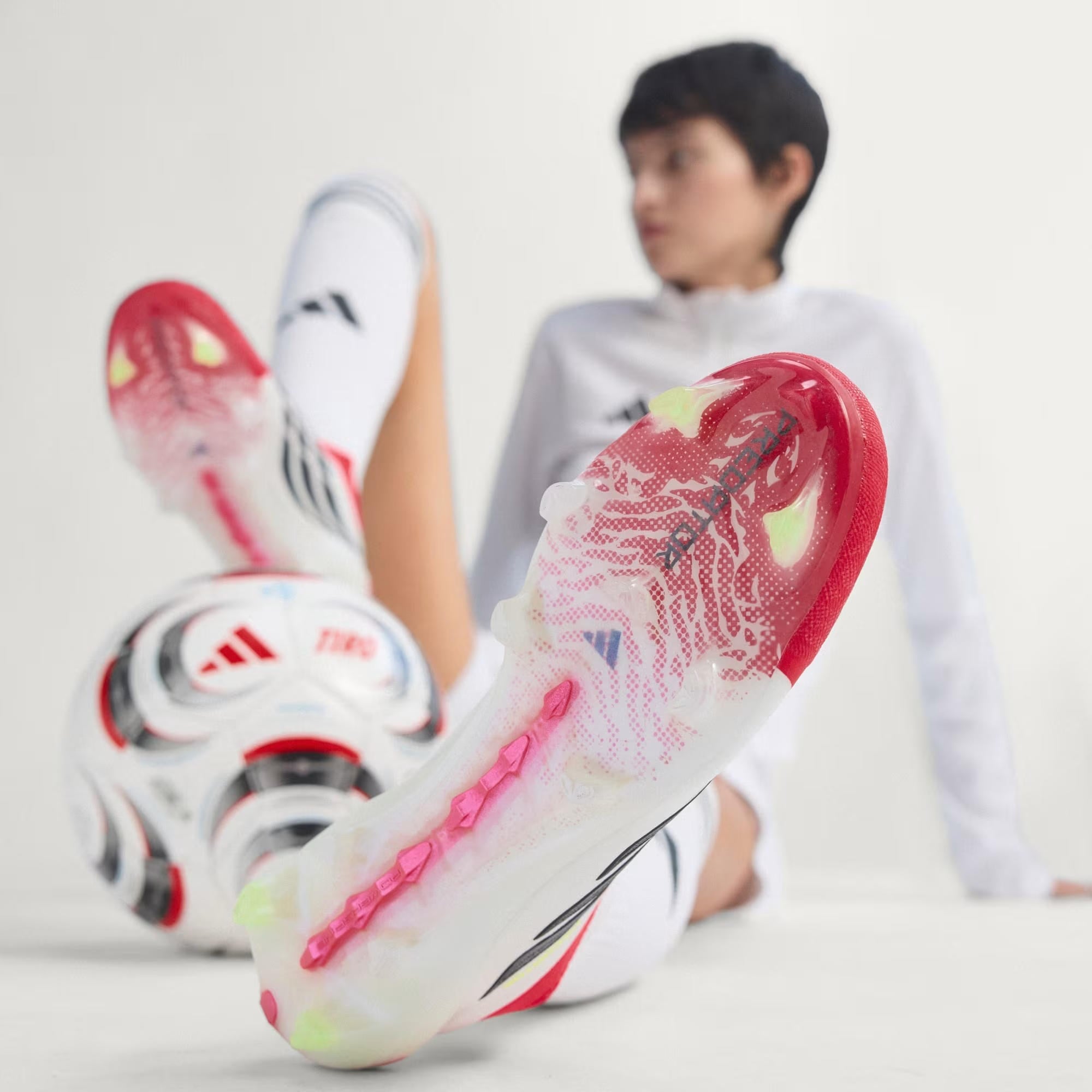 adidas Predator Elite FG Erkek Krampon