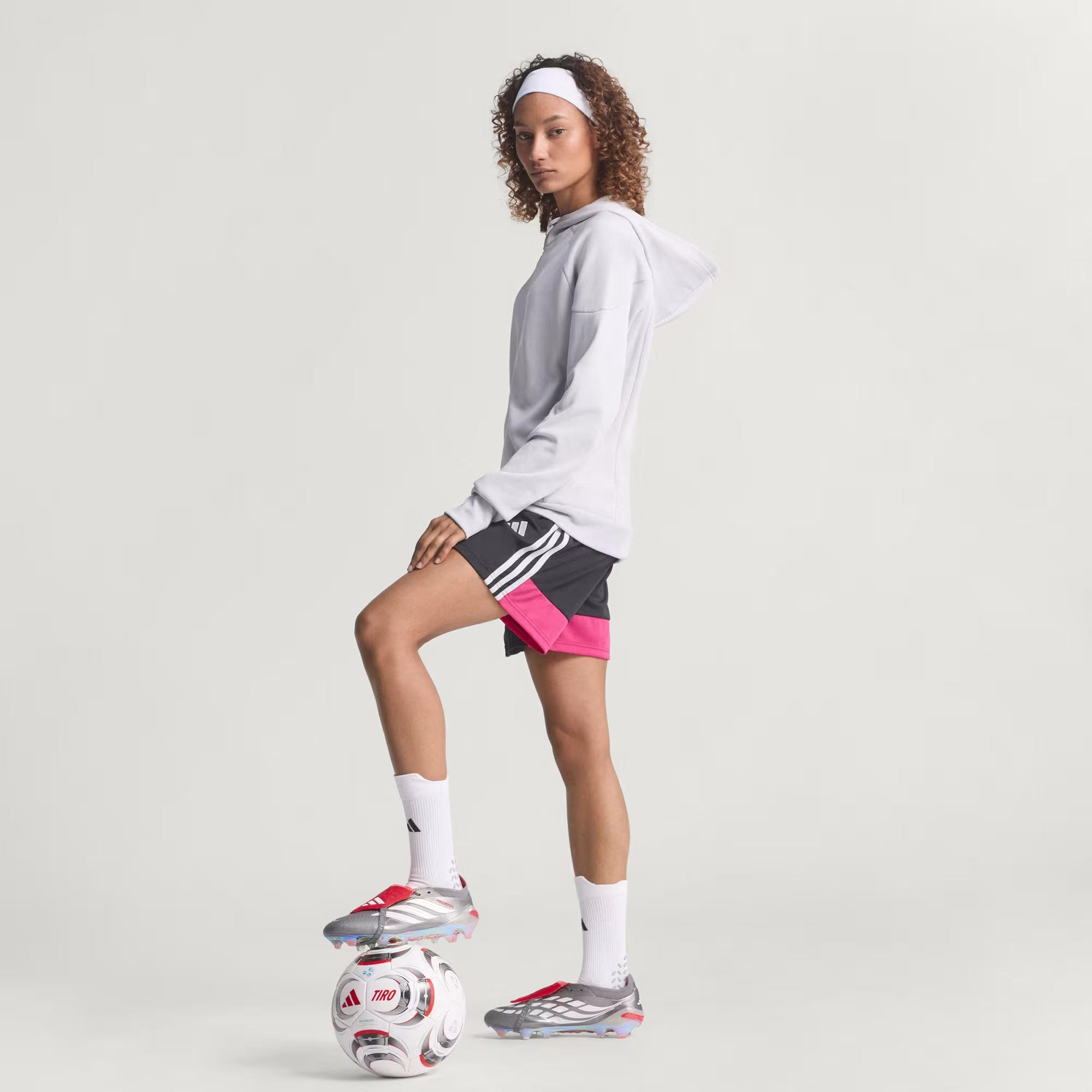 adidas Predator Elite FG Erkek Krampon