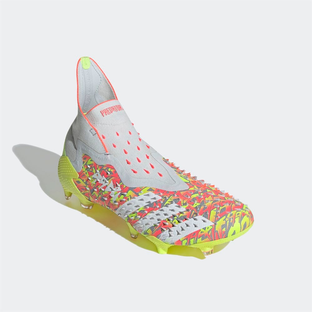 adidas Predator Freak FG Erkek Krampon