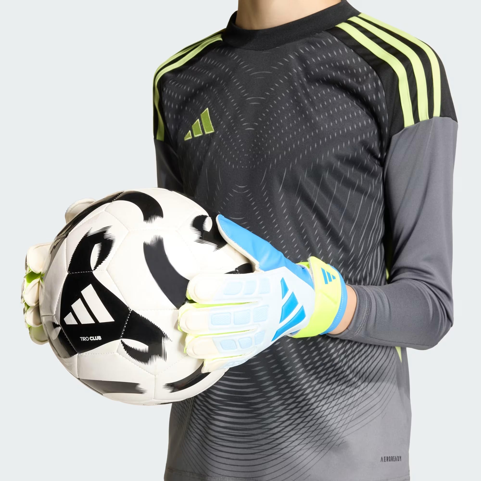 adidas Predator Kaleci Eldiveni