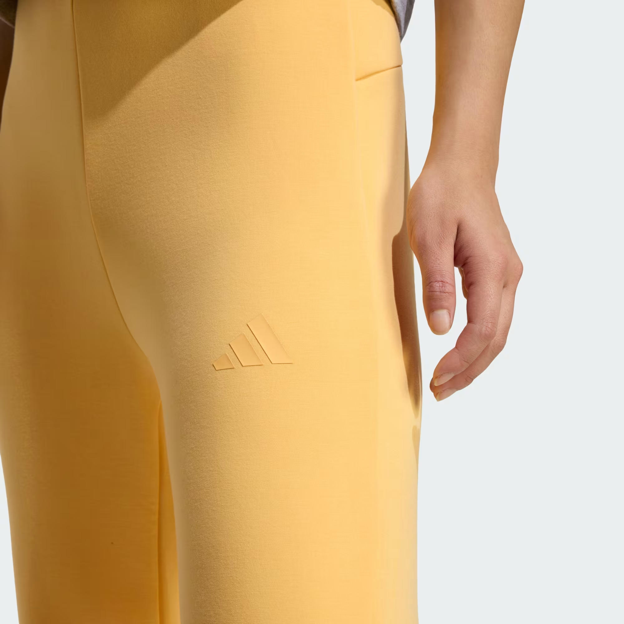 adidas Soft Lux Flared Kadın Eşofman Altı