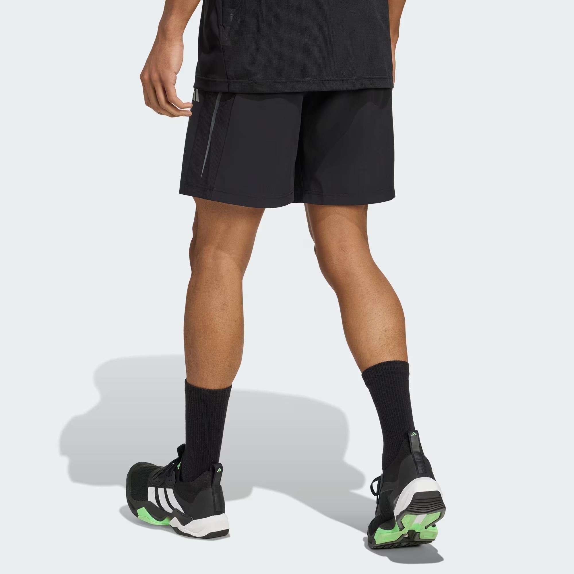 adidas Tech Apparel Erkek Şort