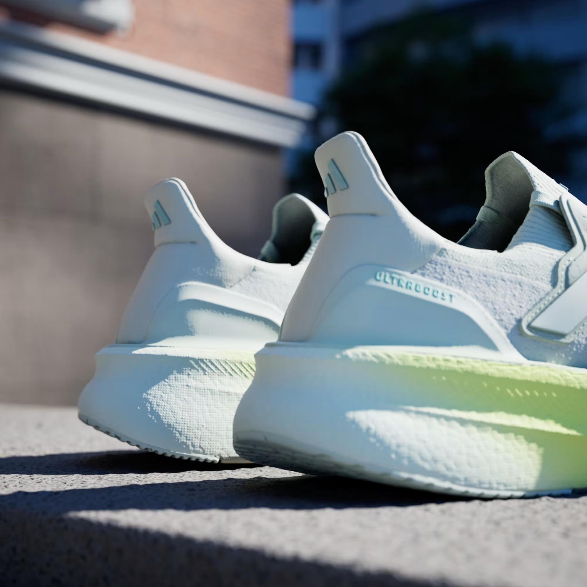 adidas Ultraboost 5 Erkek Koşu Ayakkabısı