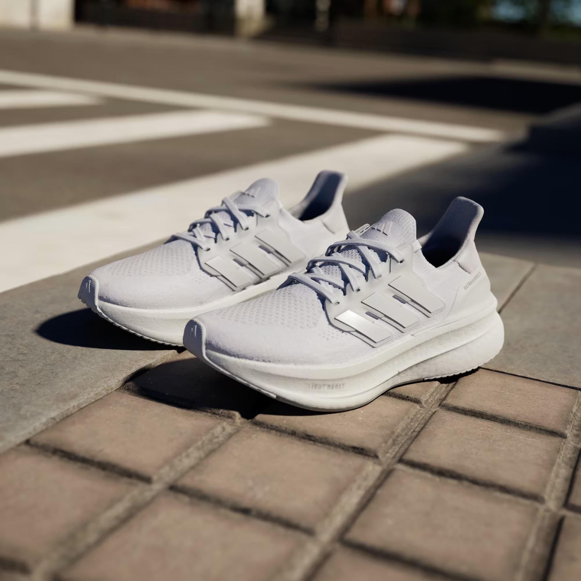 Adidas Beyaz Adidas Ultraboost 5 Kadın Koşu Ayakkabısı