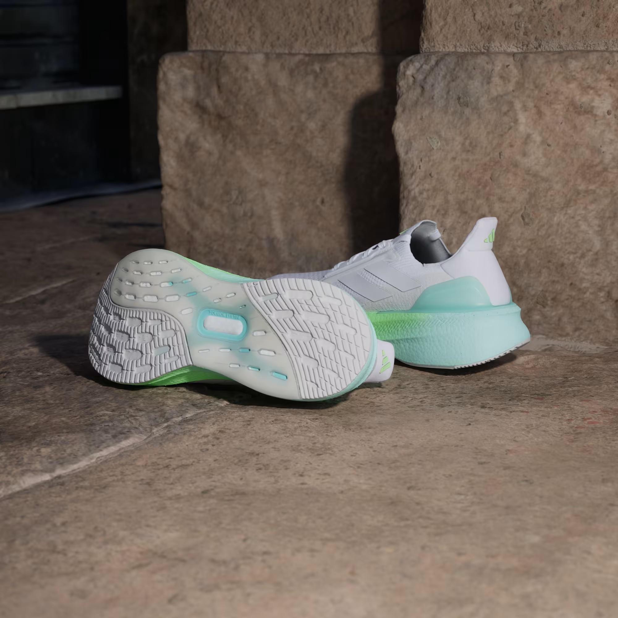 adidas Ultraboost 5x Kadın Koşu Ayakkabısı - Görsel 4