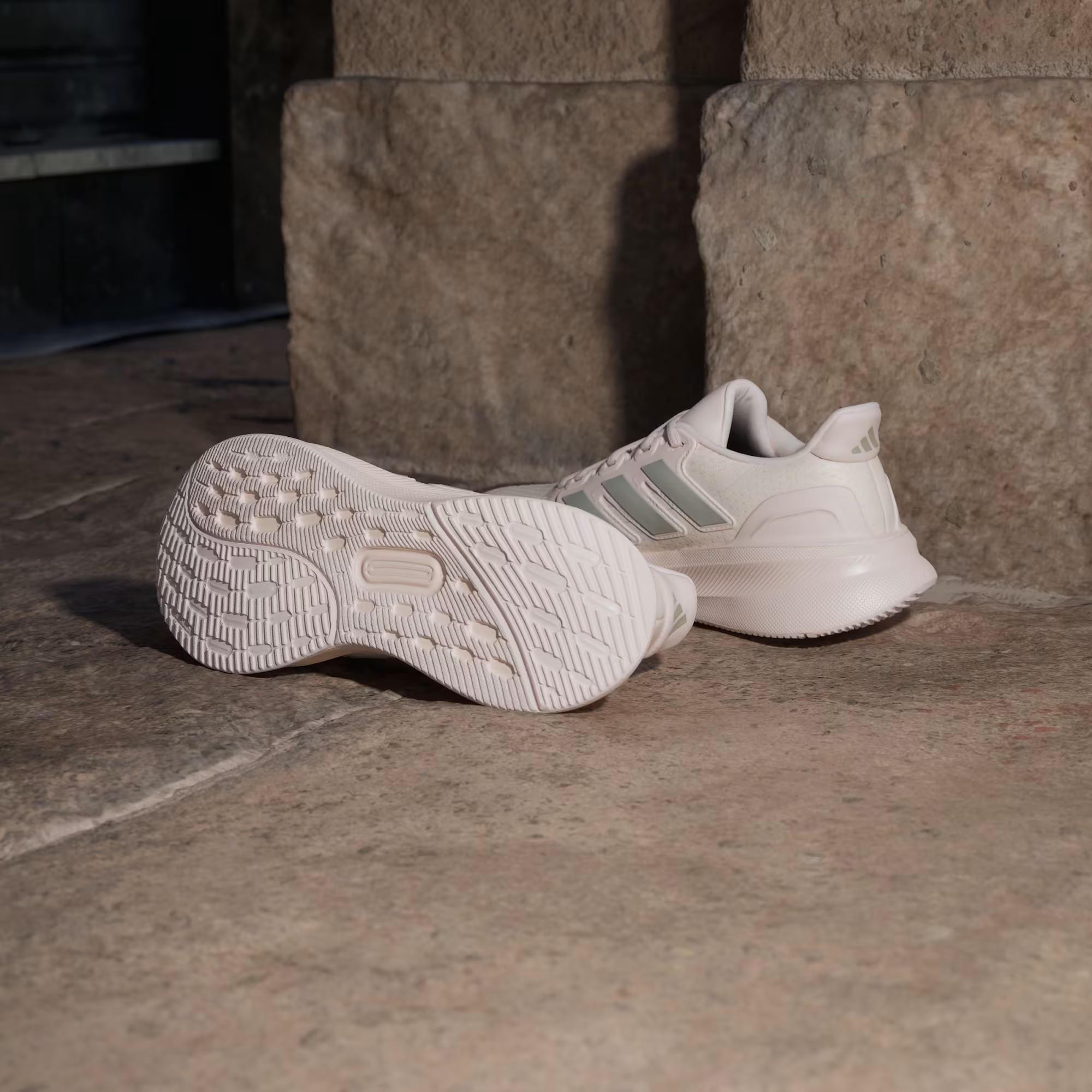 adidas UltraRun 5 Kadın Koşu Ayakkabısı - Görsel 3