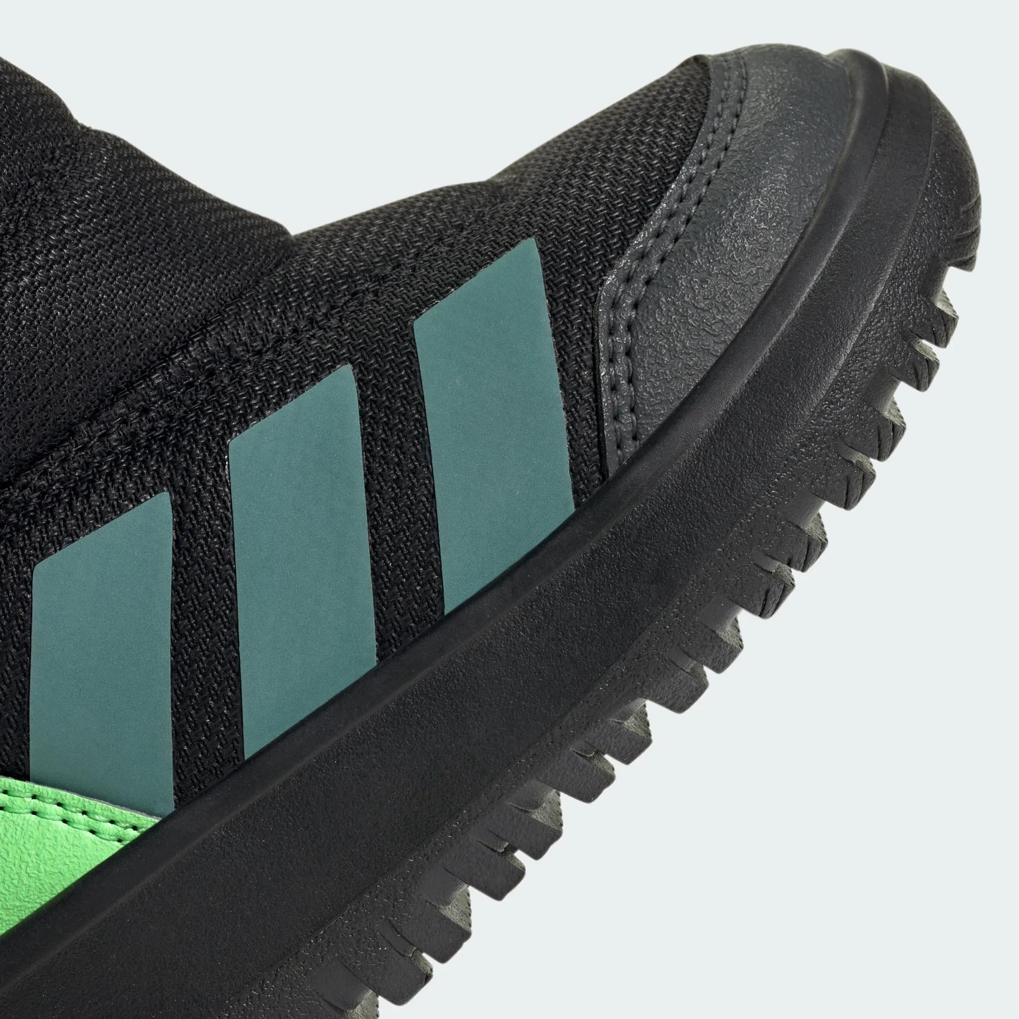 adidas Winterplay Çocuk Bot