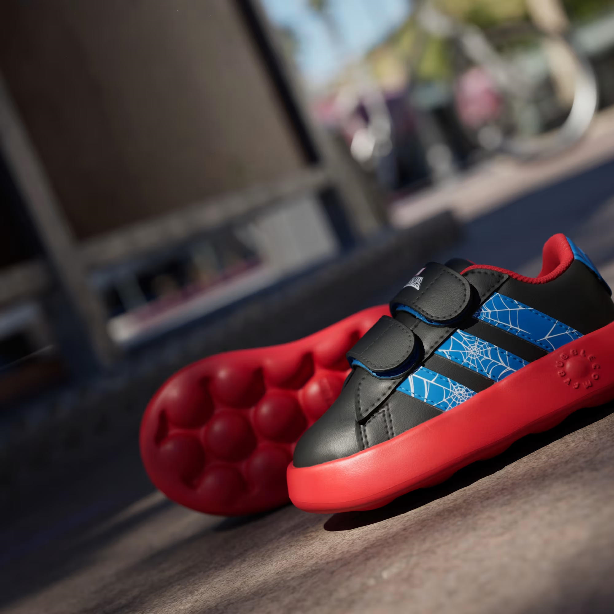 adidas x Marvel Spider-Man Grand Court Çocuk Günlük Spor Ayakkabı