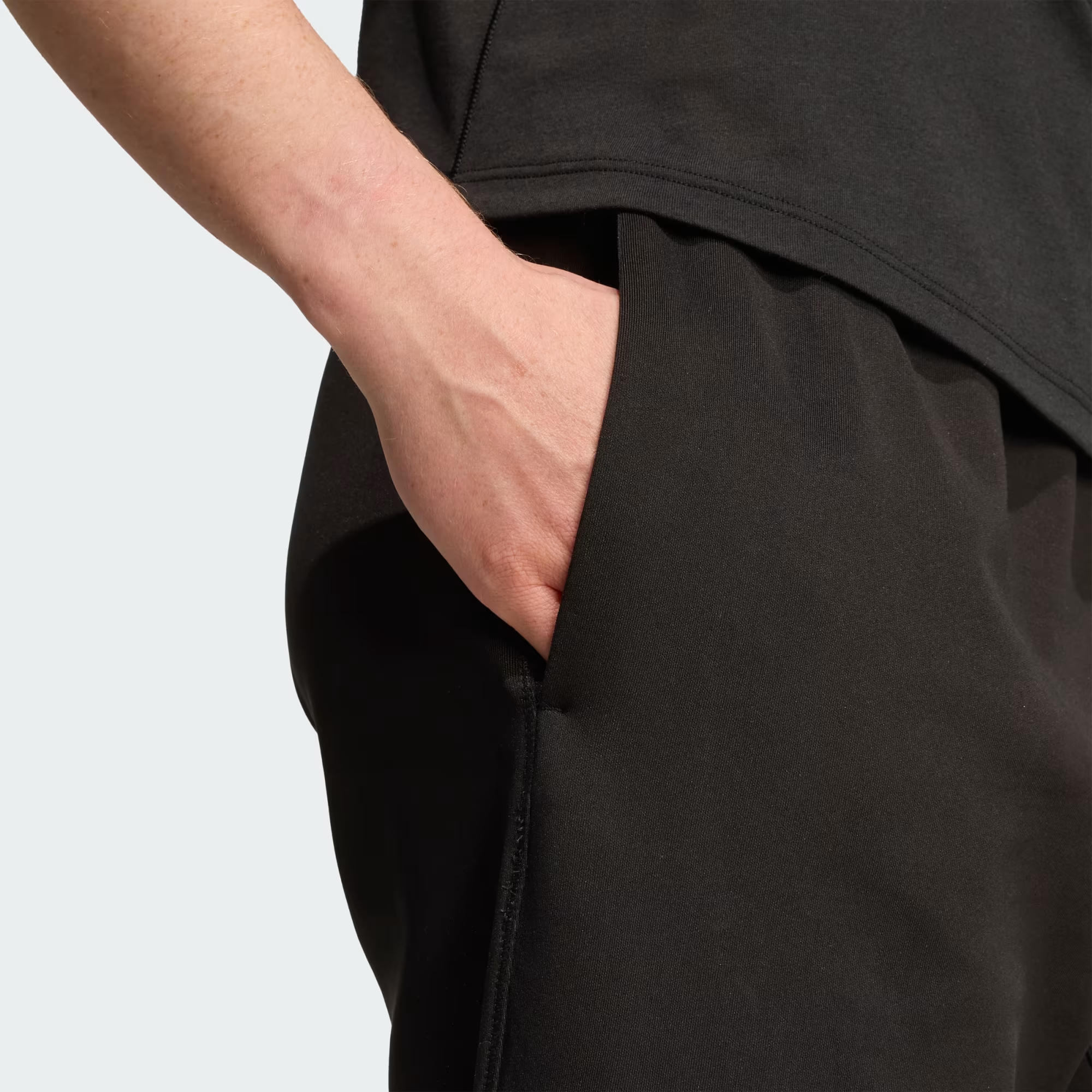 adidas Yoga Essentials Kadın Eşofman Altı