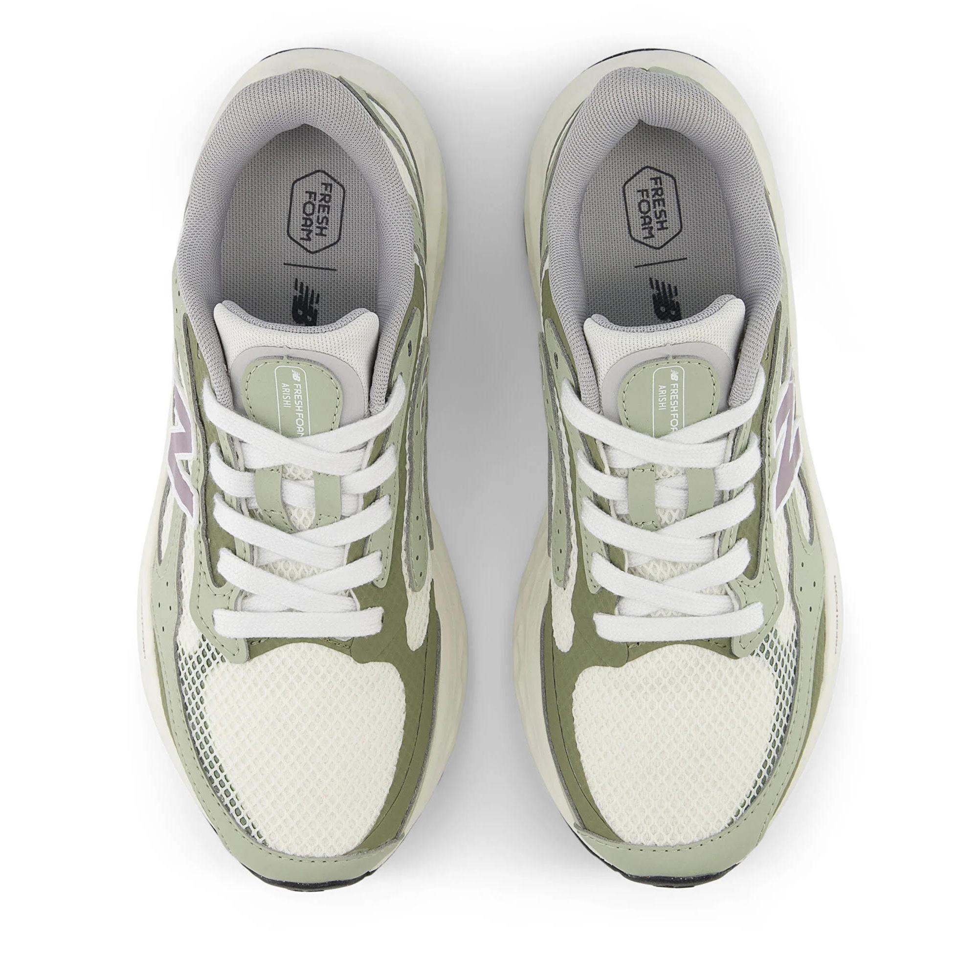 New Balance Arishi V4 Kadın Koşu Ayakkabısı - Görsel 4