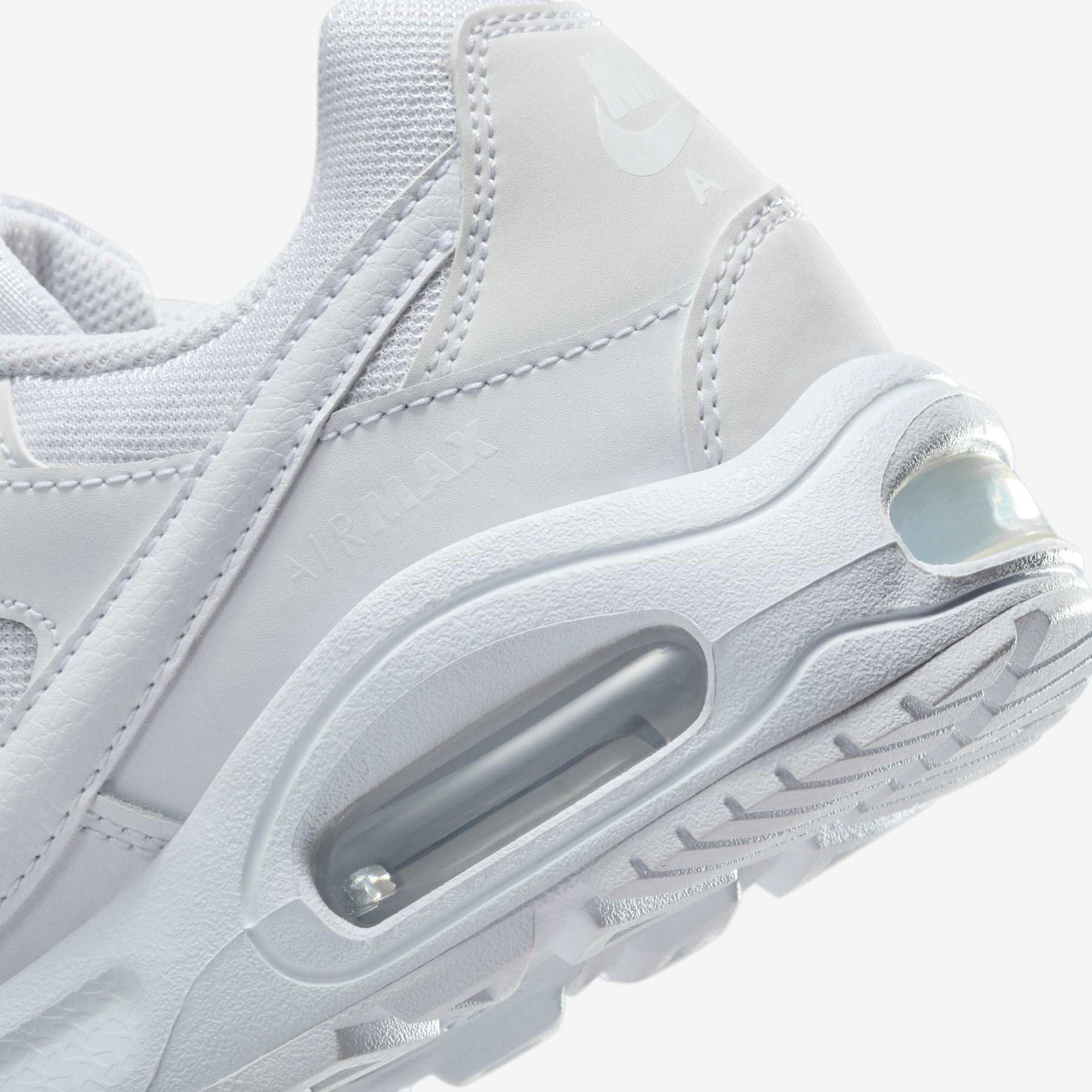 Nike Air Max Command Flex Günlük Spor Ayakkabı
