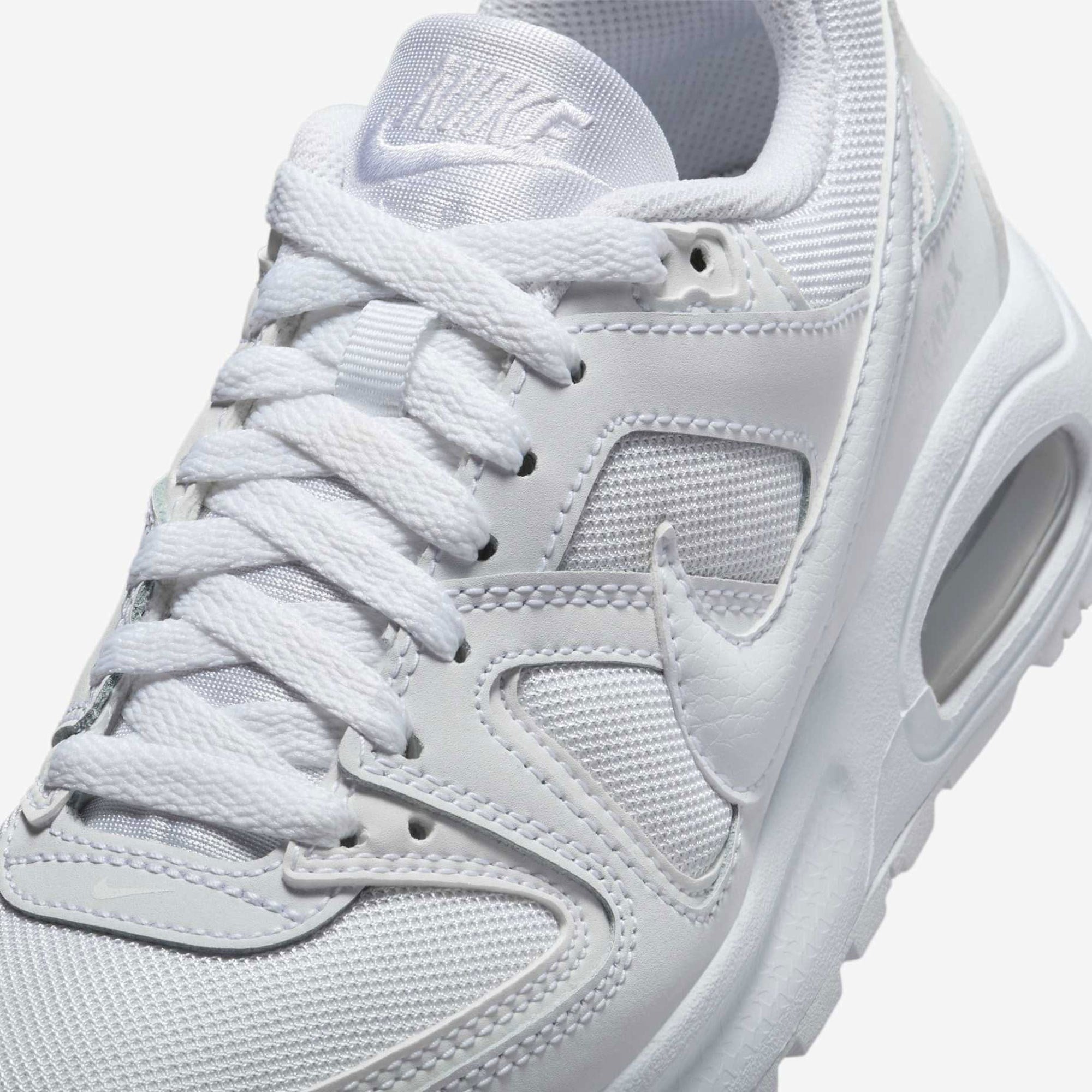 Nike Air Max Command Flex Günlük Spor Ayakkabı