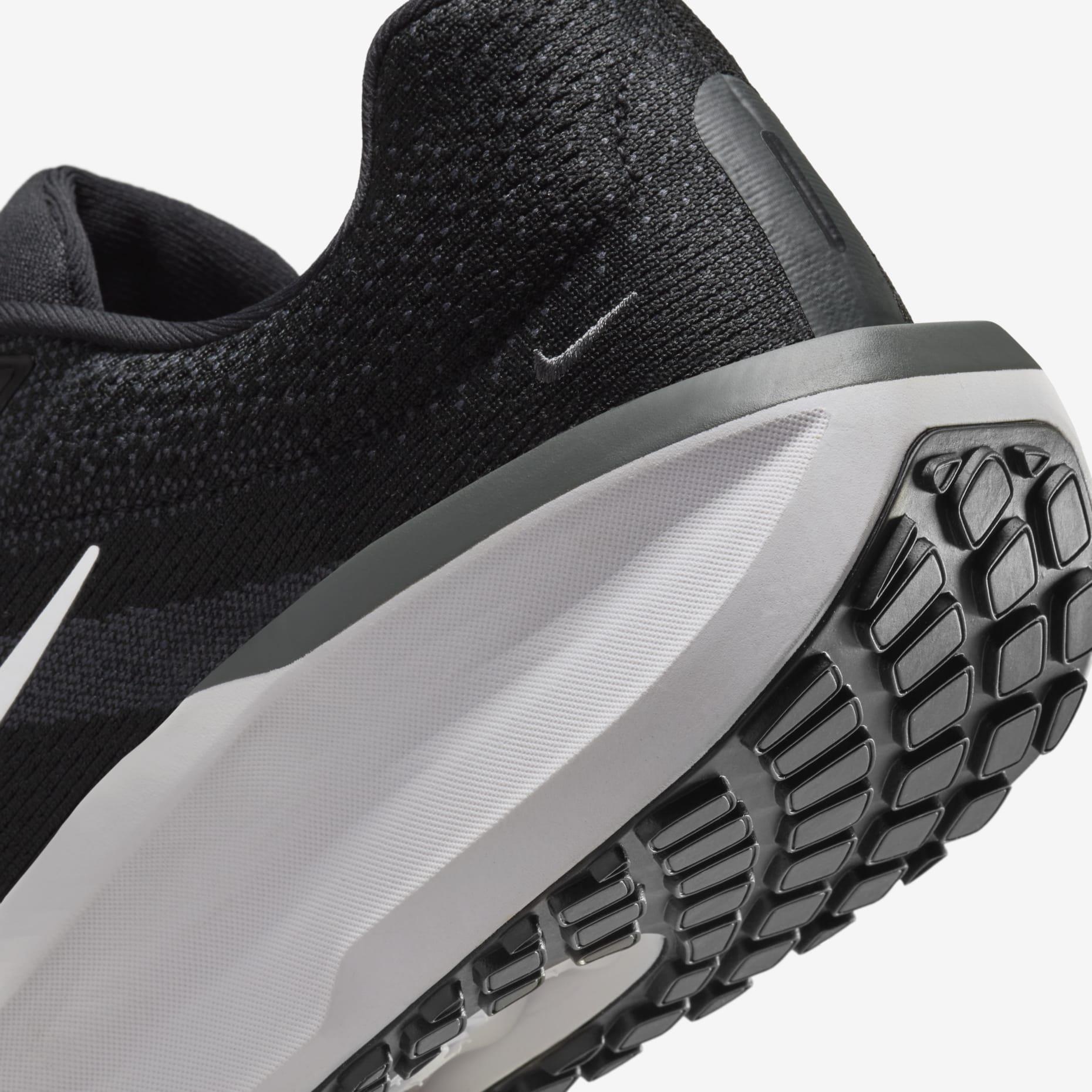 Nike Air Winflo 11 Erkek Koşu Ayakkabısı