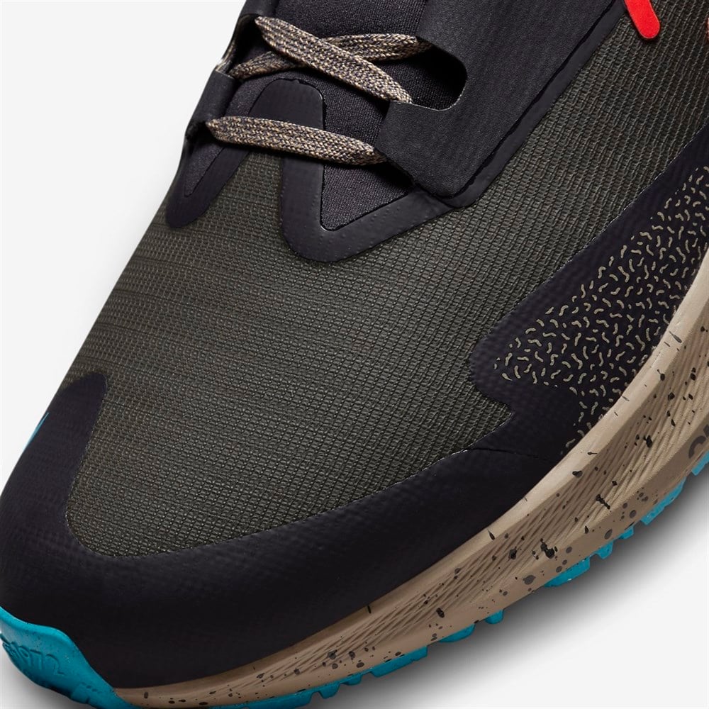 Nike Air Zoom Pegasus 39 Shield Erkek Koşu Ayakkabısı