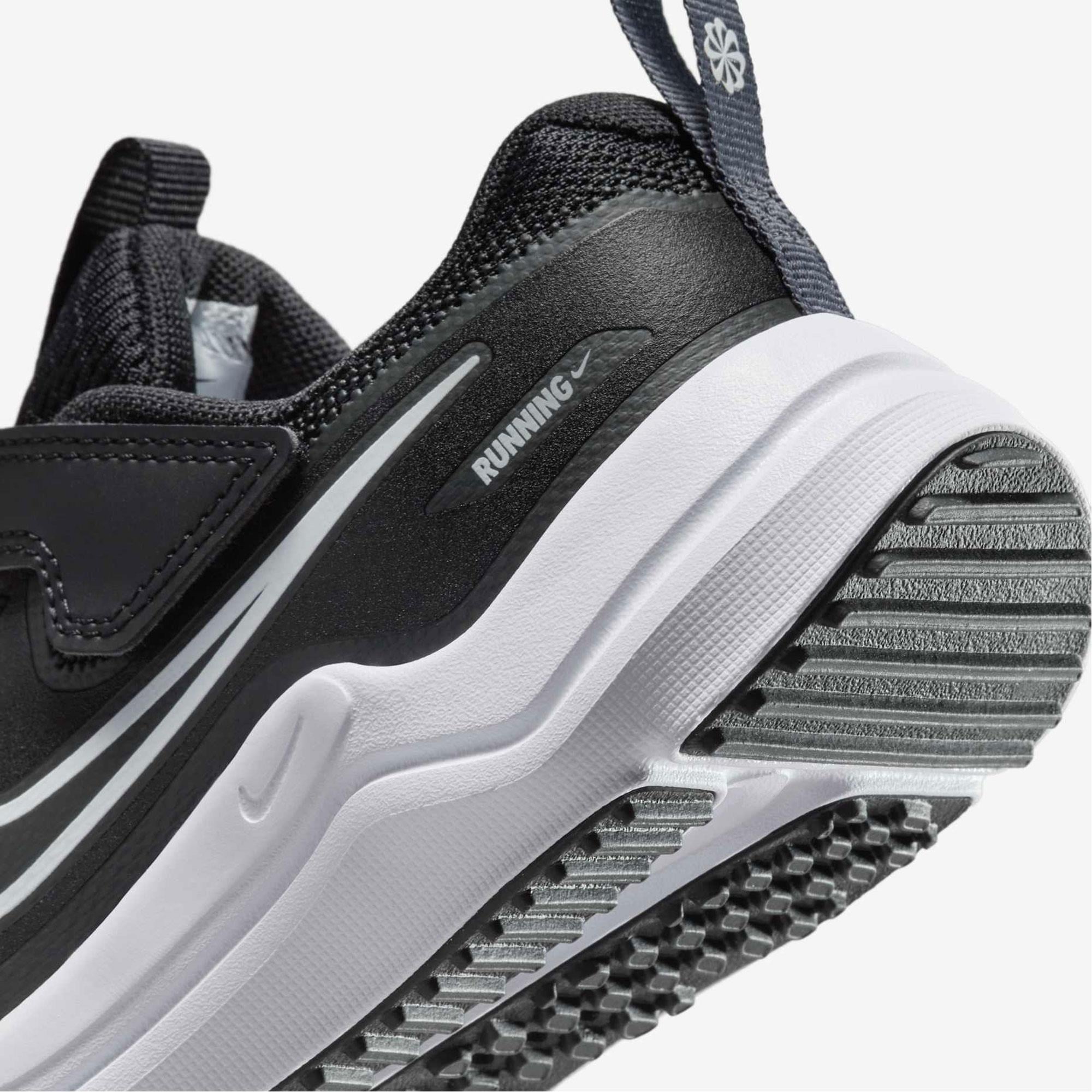 Nike Cosmic Runner Çocuk Günlük Spor Ayakkabı