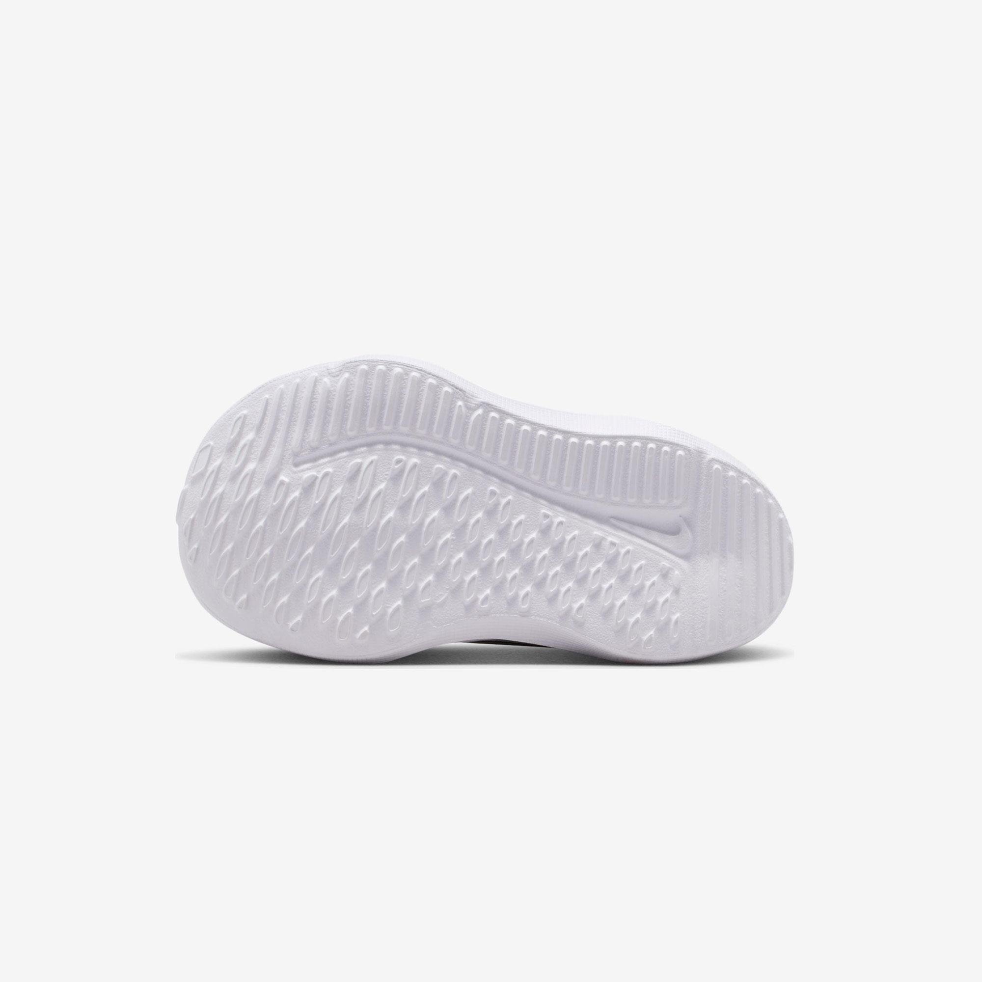 Nike Cosmic Runner Çocuk Günlük Spor Ayakkabı - Görsel 3