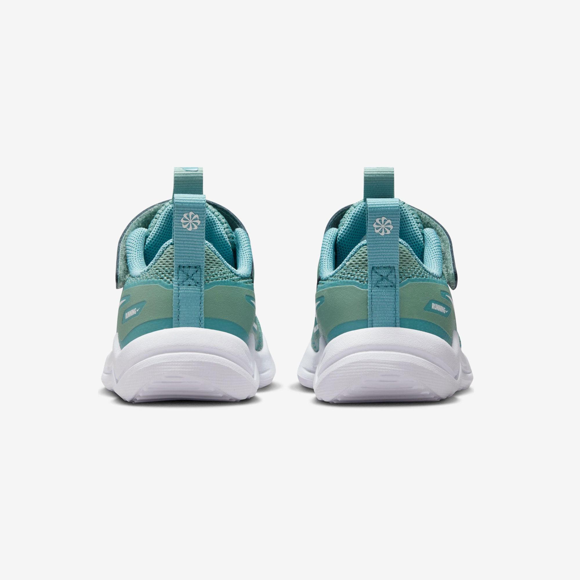 Nike Cosmic Runner Çocuk Günlük Spor Ayakkabı - Görsel 5