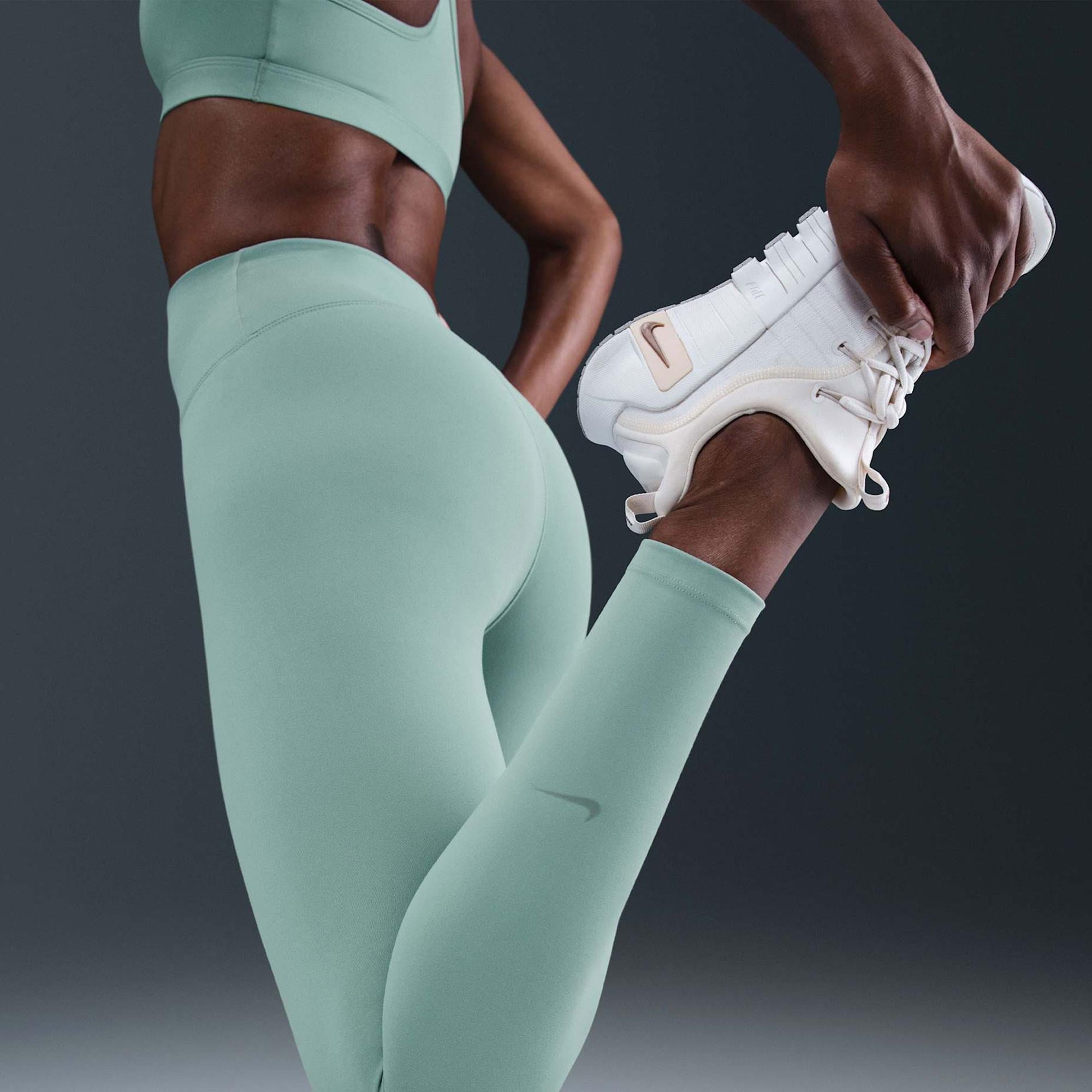 Nike Dri-FIT One High Rise 7/8 Tight Kadın Tayt
