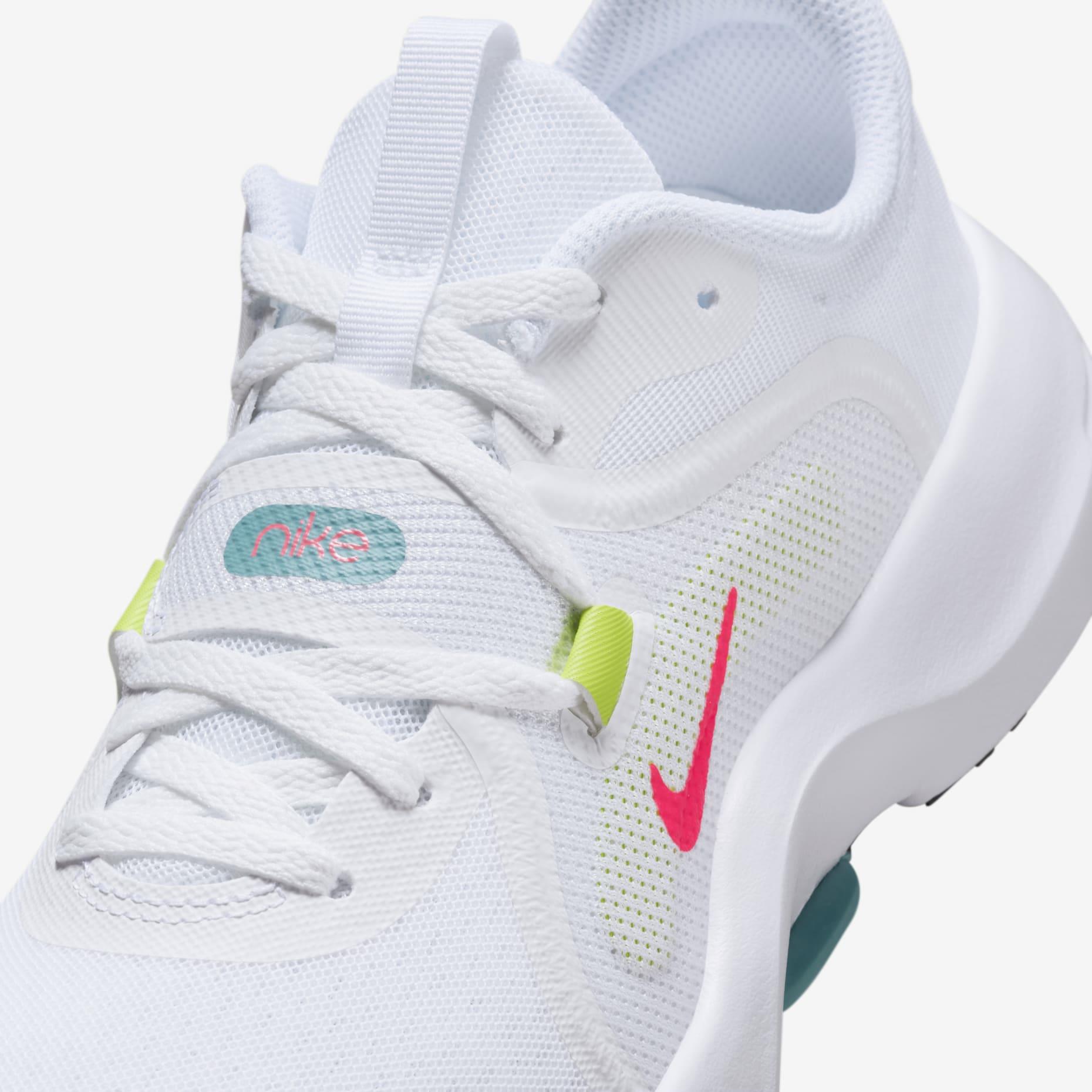 Nike In-Season TR 13 Kadın Antrenman Ayakkabısı