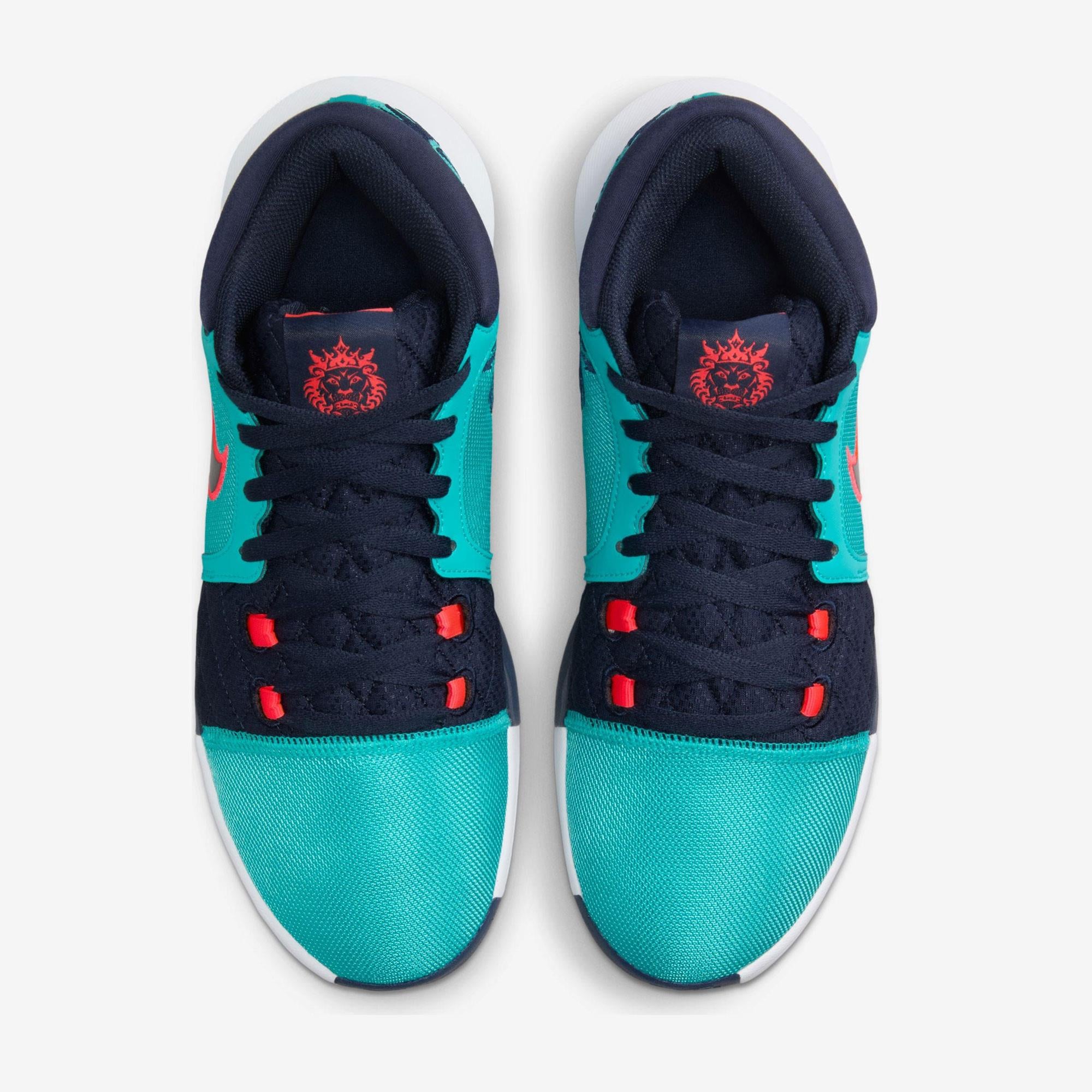 Nike Yeşil Nike Lebron Witness VIII