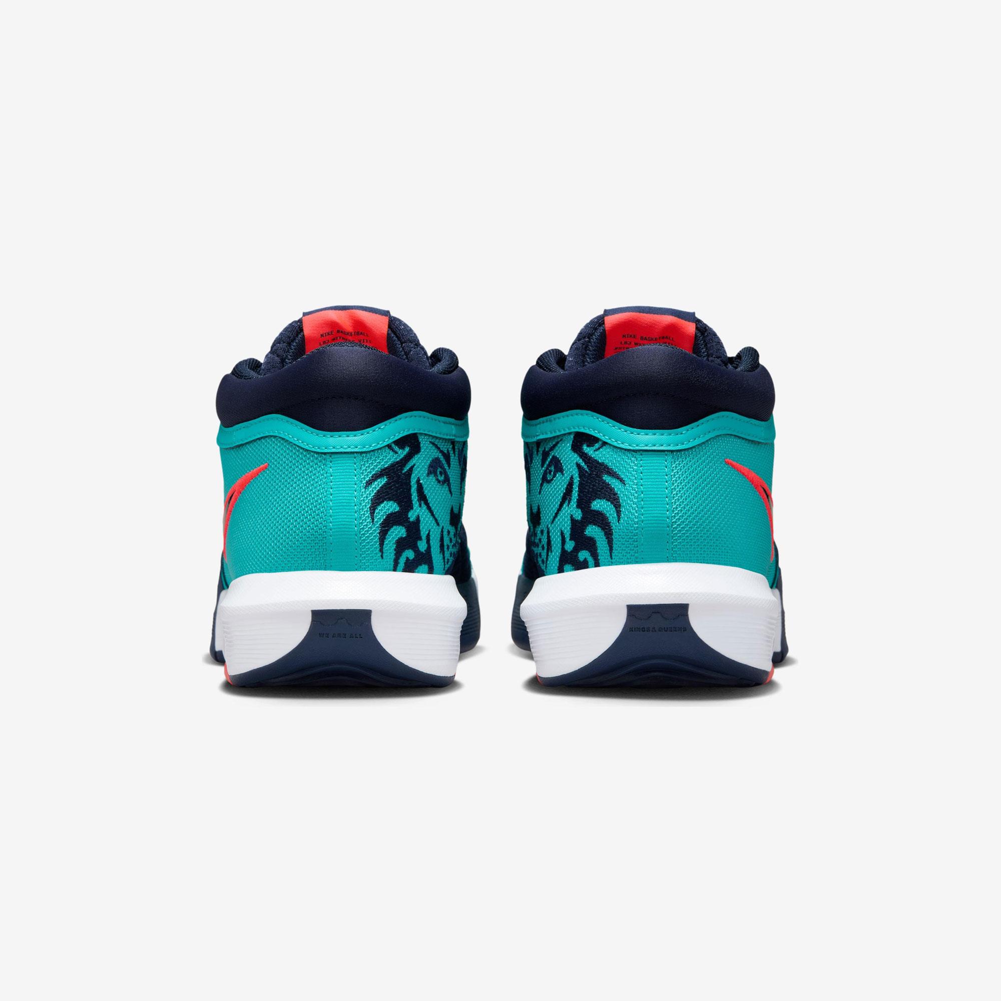 Nike Yeşil Nike Lebron Witness VIII