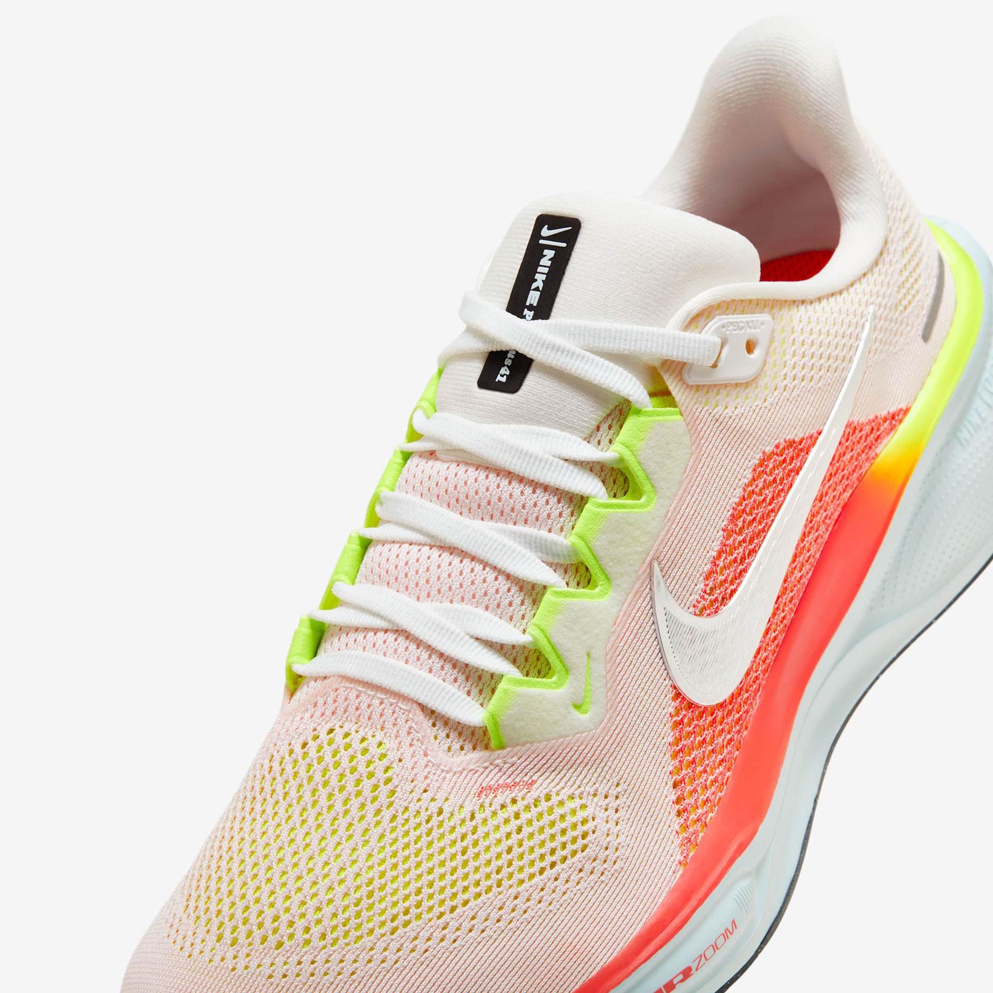 Nike Pegasus 41 Kadın Koşu Ayakkabısı