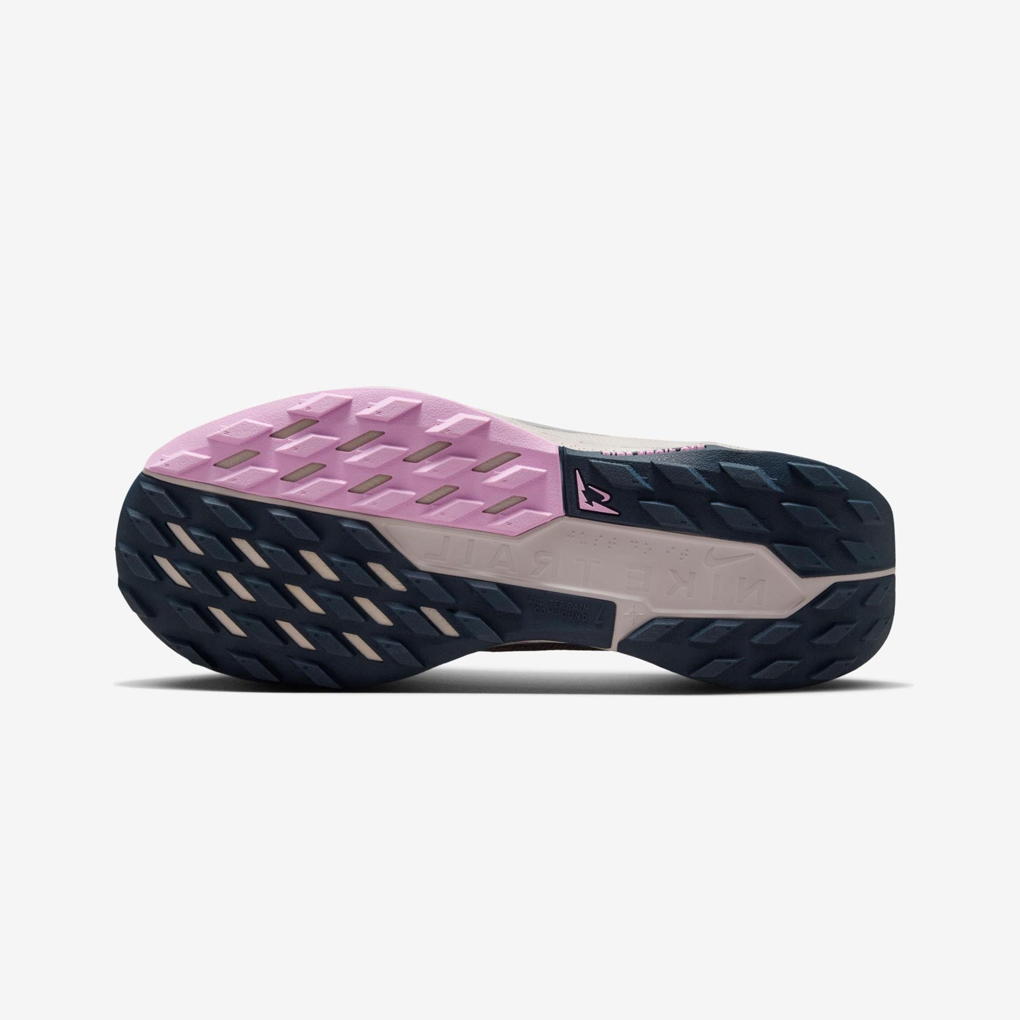 Nike Pegasus Trail 5 GORE-TEX Kadın Koşu Ayakkabısı