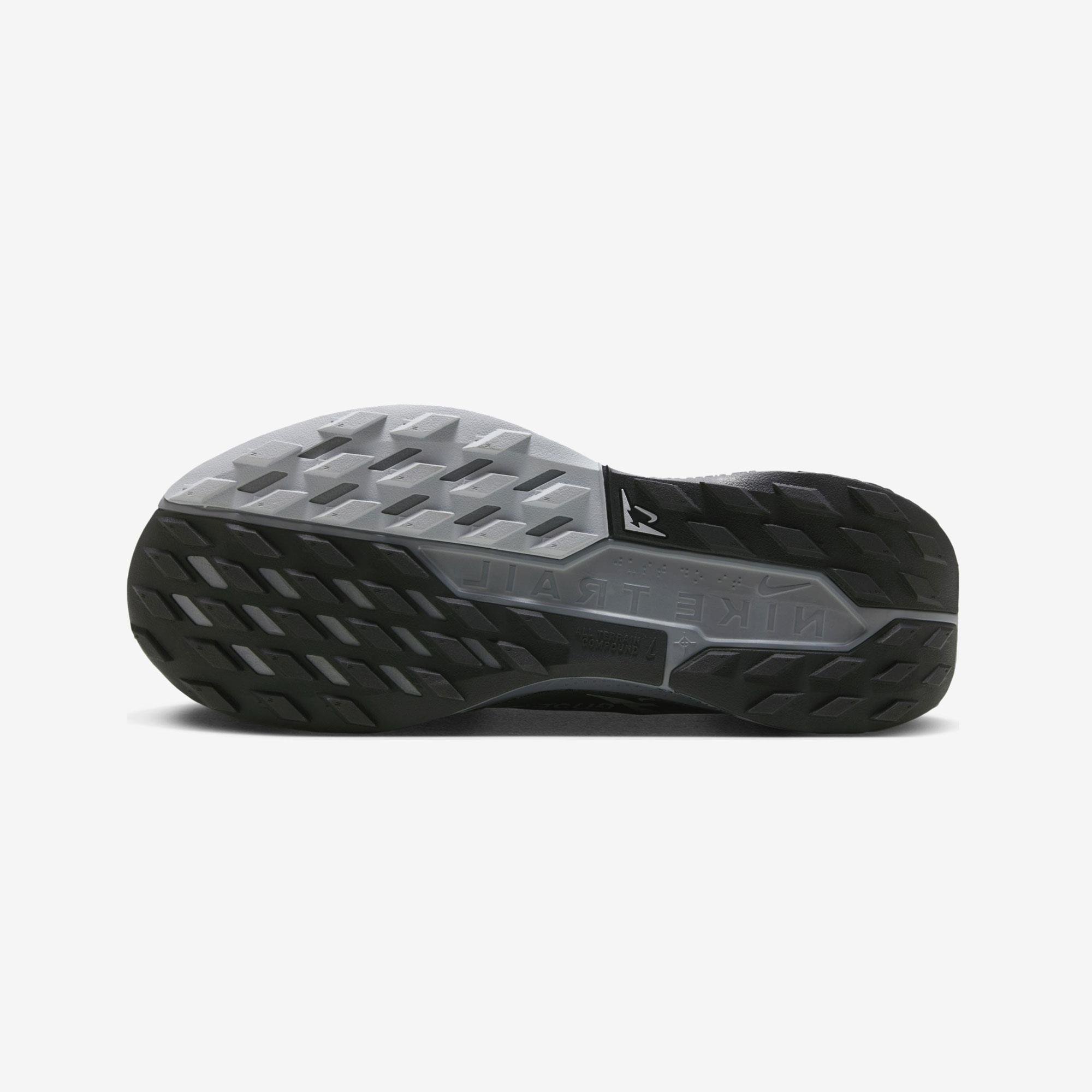 Nike Pegasus Trail 5 GORE-TEX Kadın Koşu Ayakkabısı - Görsel 4