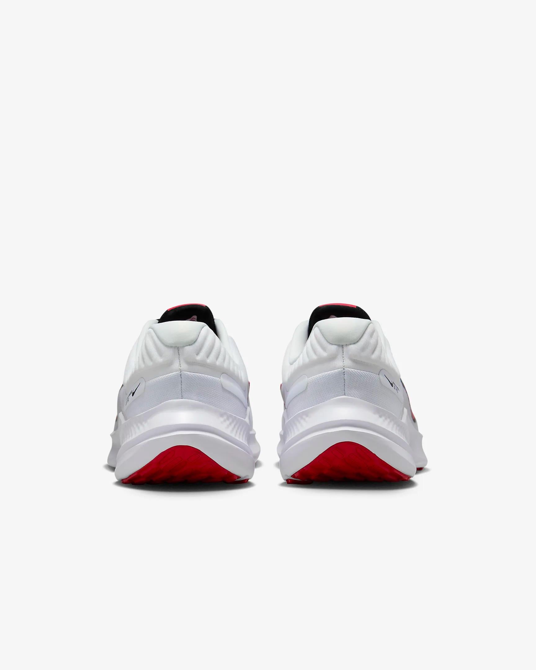 Nike Quest 5 Erkek Koşu Ayakkabısı