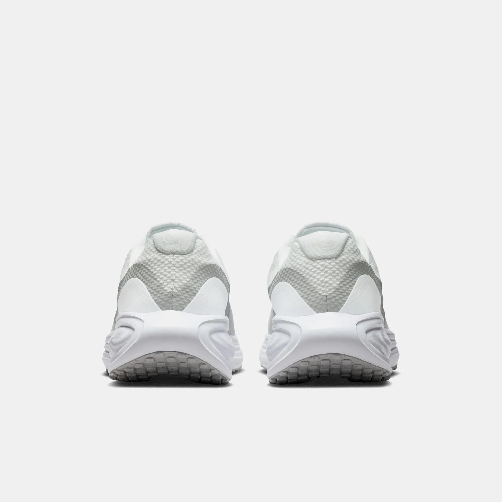 Nike Revolution 8 Erkek Koşu Ayakkabısı