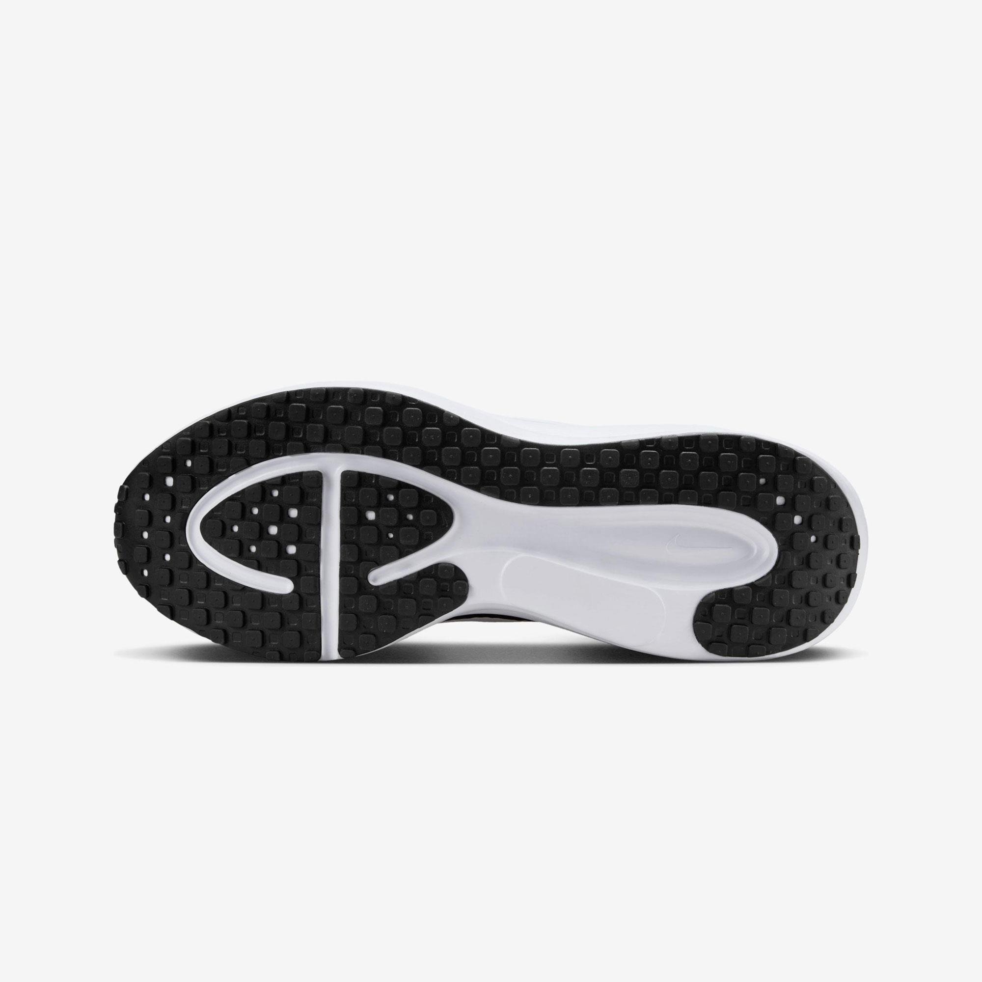 Nike Revolution 8 Erkek Koşu Ayakkabısı - Görsel 3