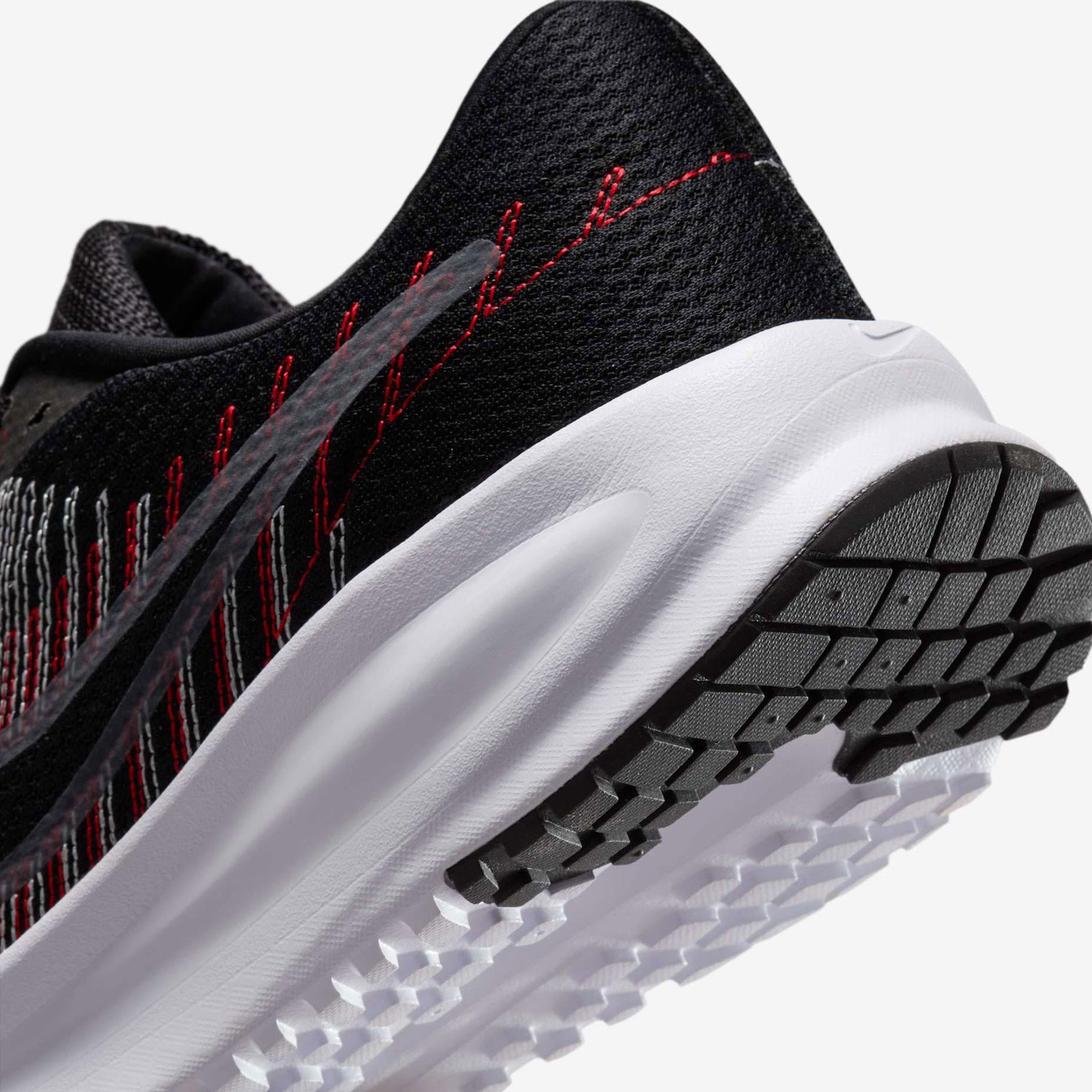 Nike Run Defy Erkek Koşu Ayakkabısı