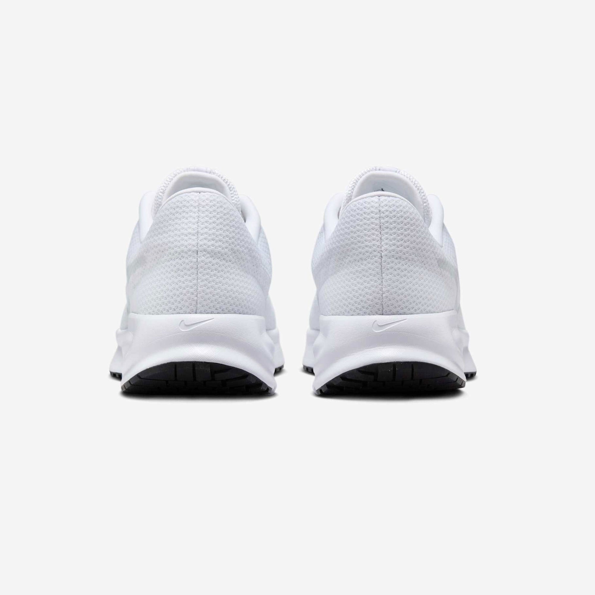 Nike Run Defy Erkek Koşu Ayakkabısı