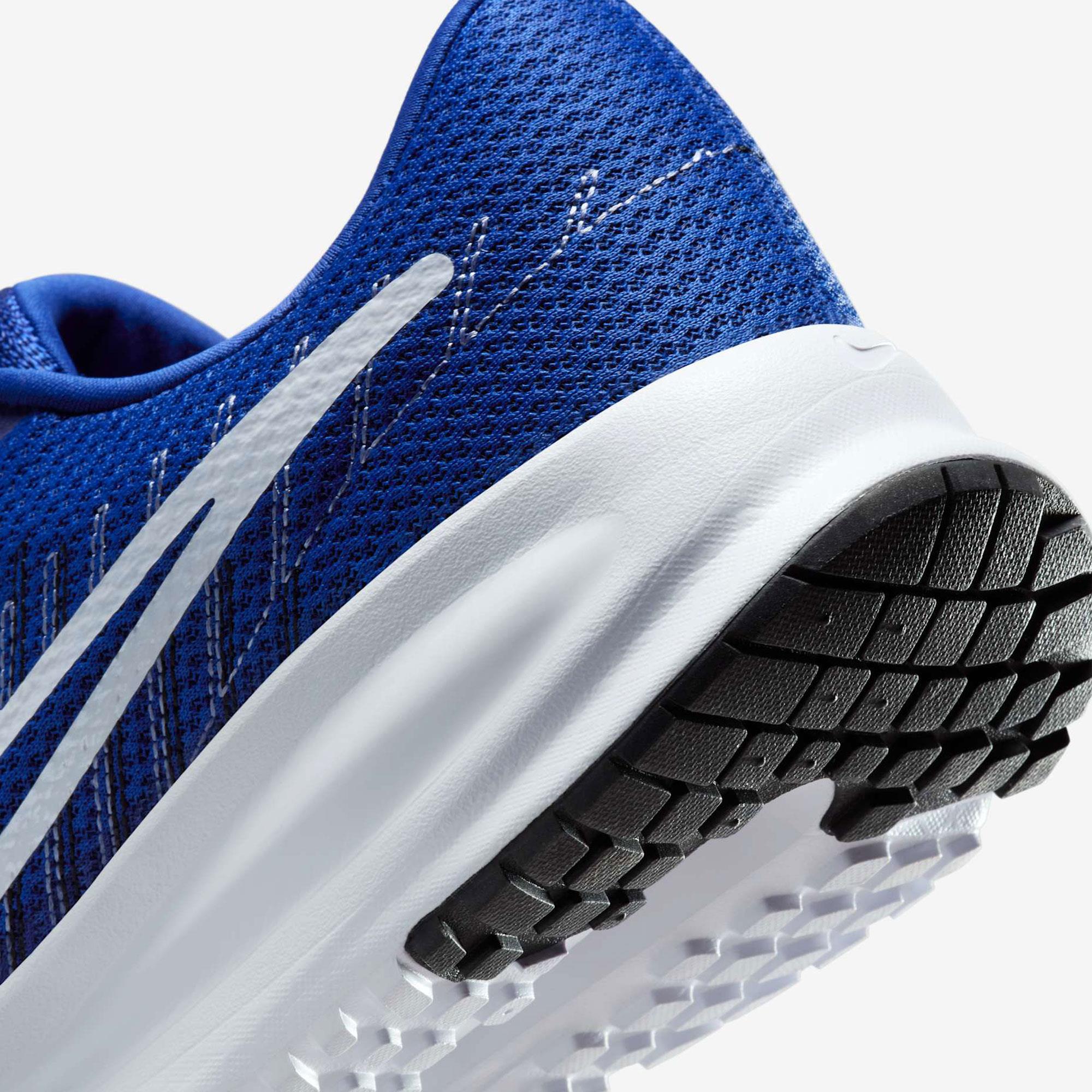 Nike Run Defy Erkek Koşu Ayakkabısı