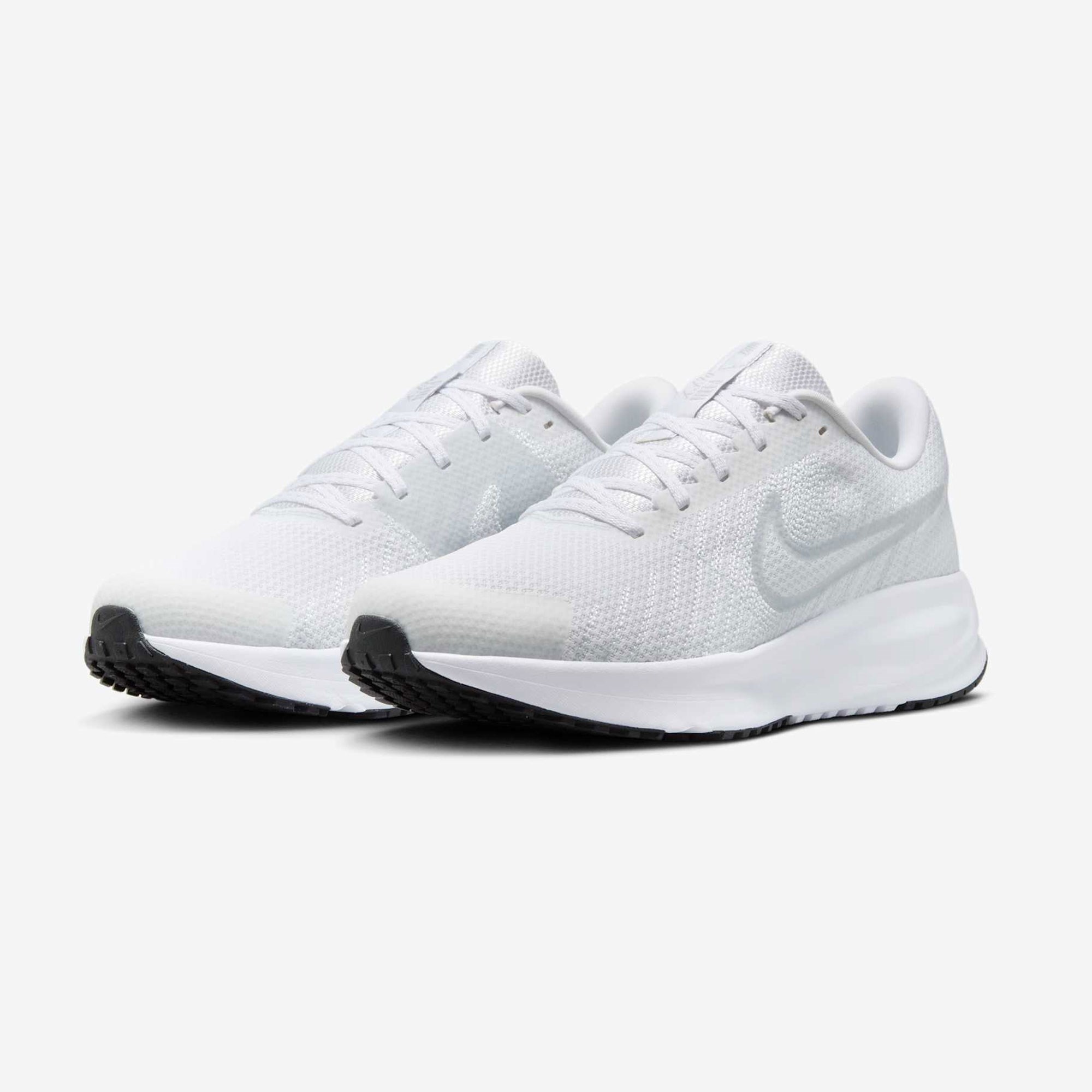 Nike Run Defy Erkek Koşu Ayakkabısı