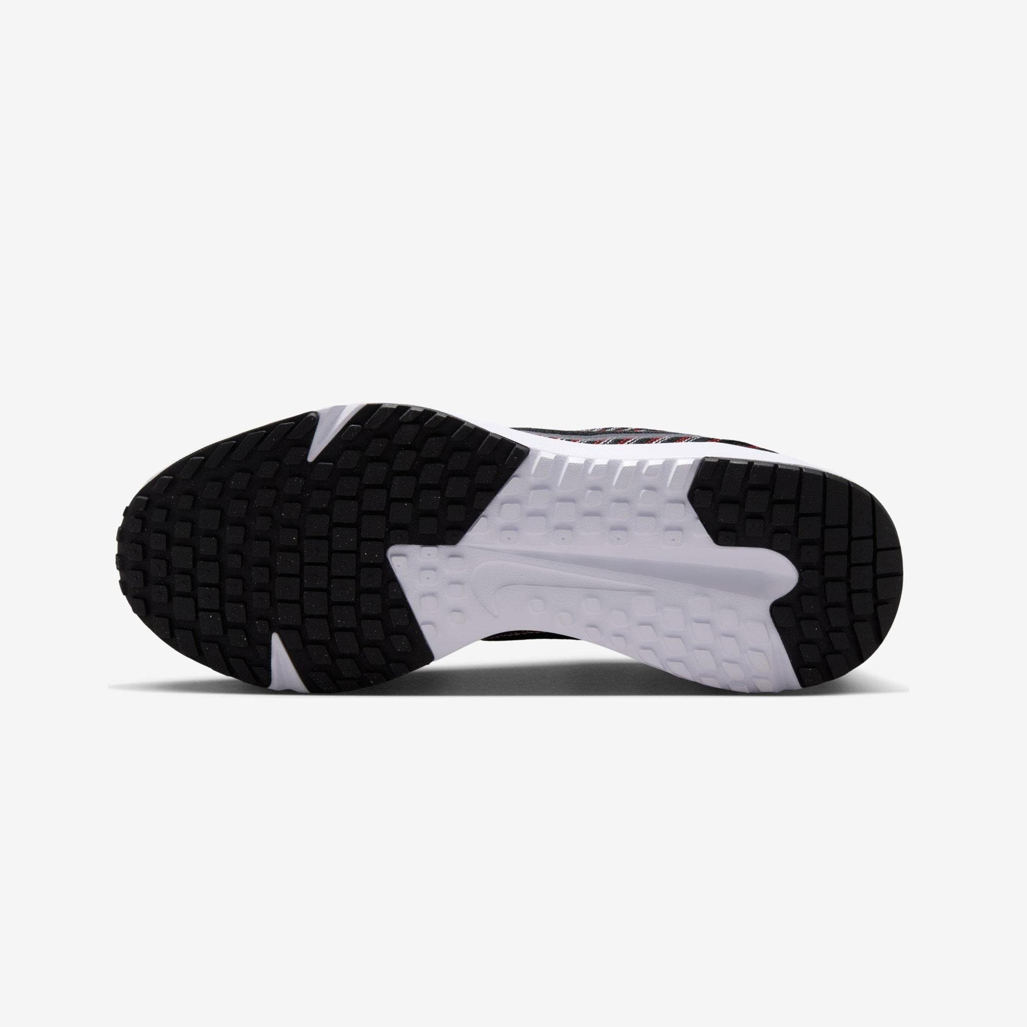 Nike Run Defy Erkek Koşu Ayakkabısı - Görsel 3