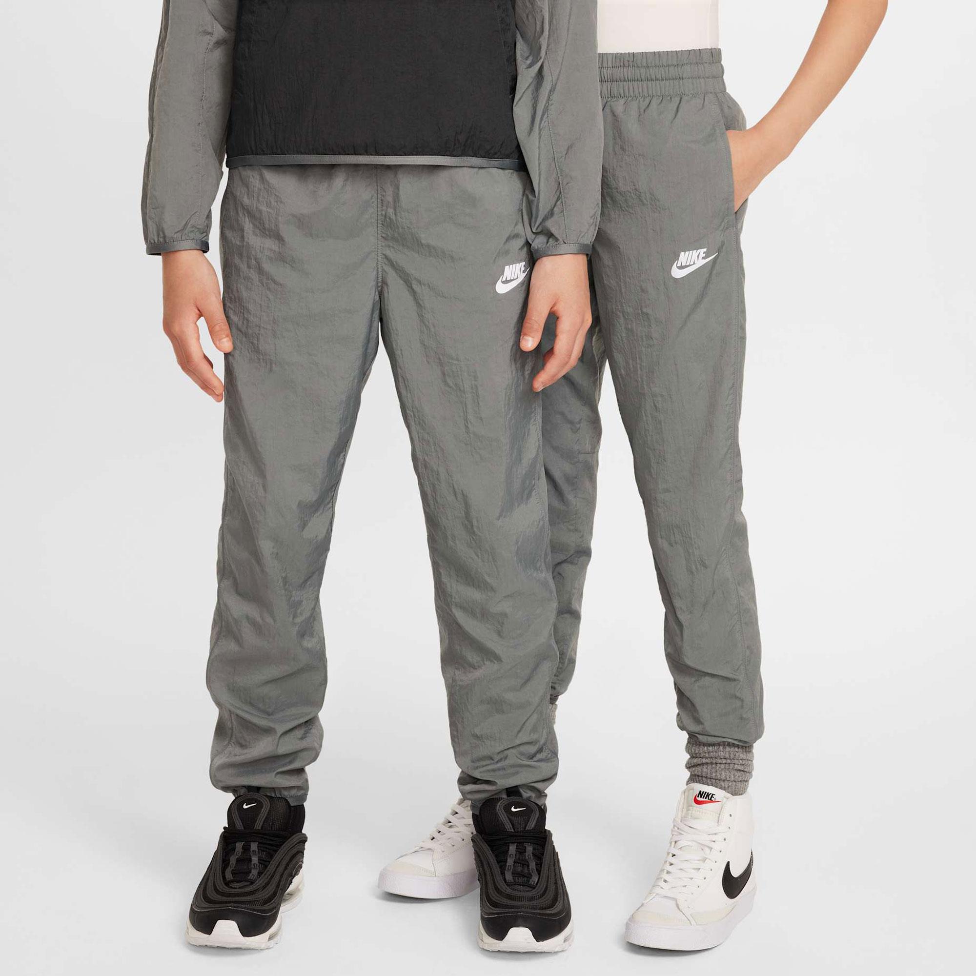 Nike Sportswear Çocuk Eşofman Takımı