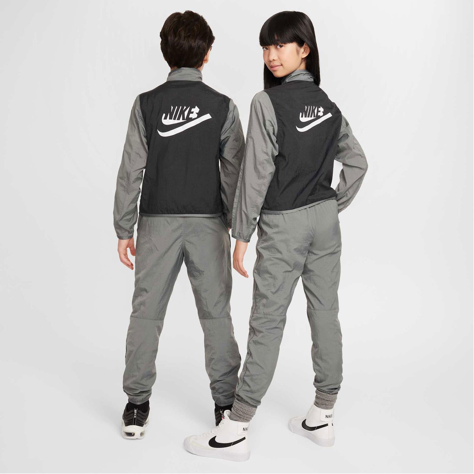 Nike Sportswear Çocuk Eşofman Takımı