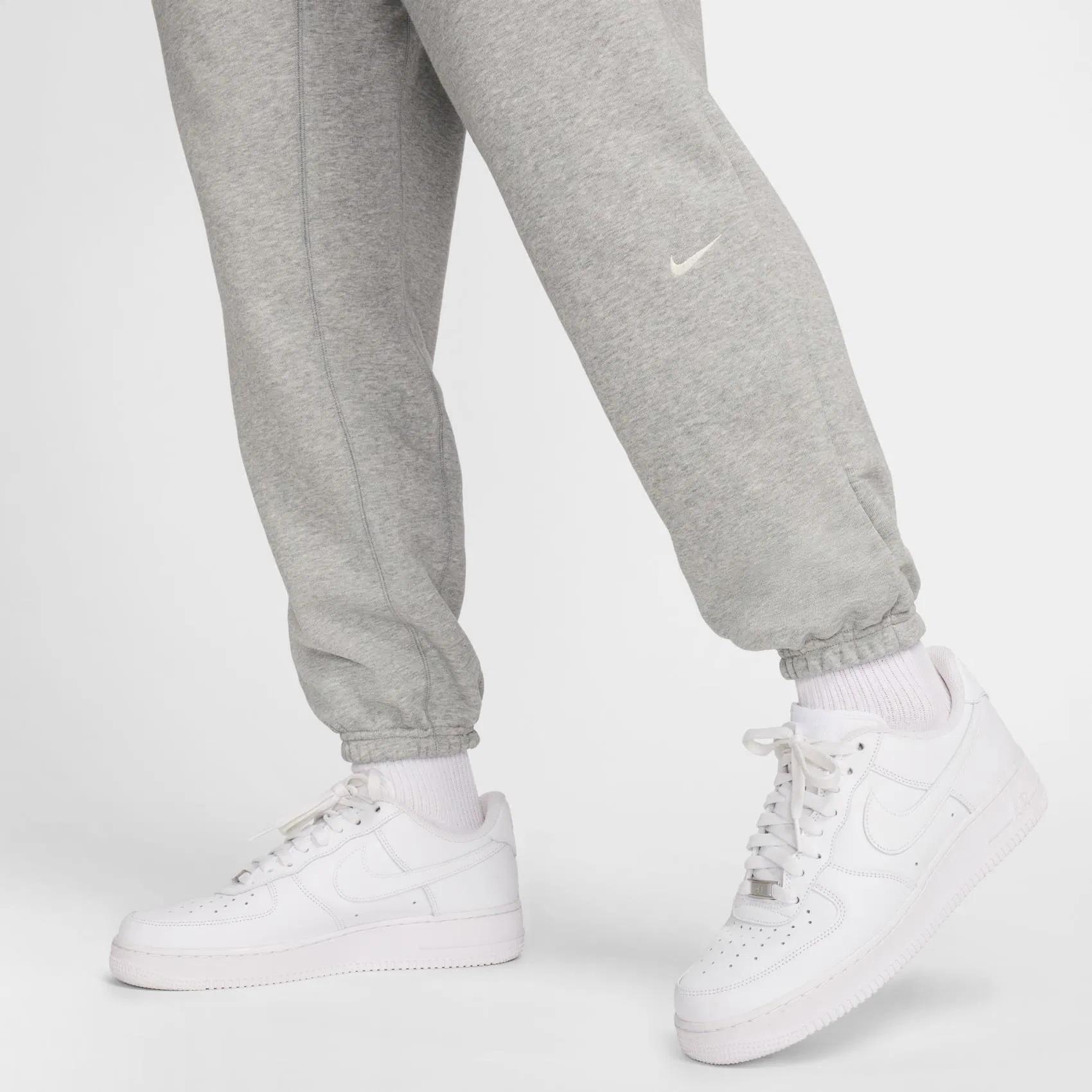 Nike Standard Issue Dri-FIT Erkek Eşofman Altı