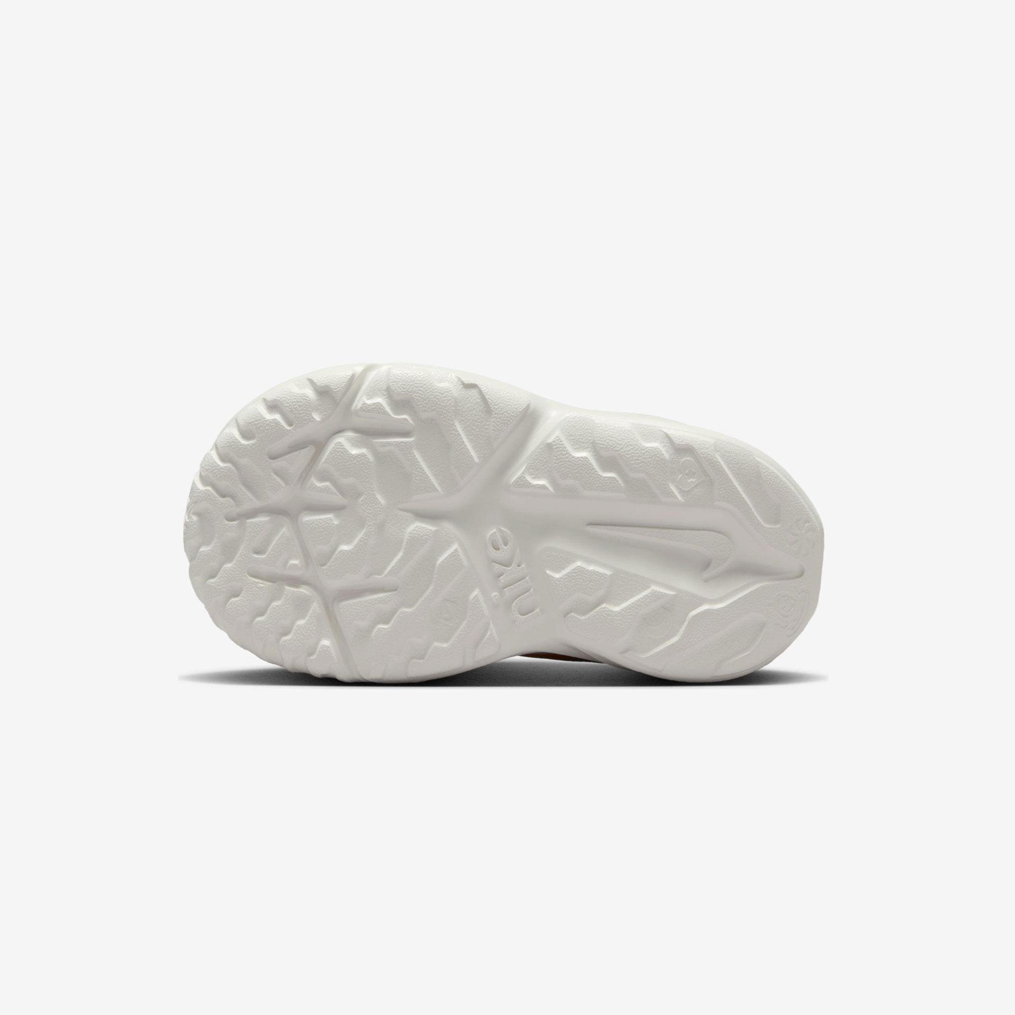 Nike Star Runner 4 Çocuk Günlük Spor Ayakkabı - Görsel 3