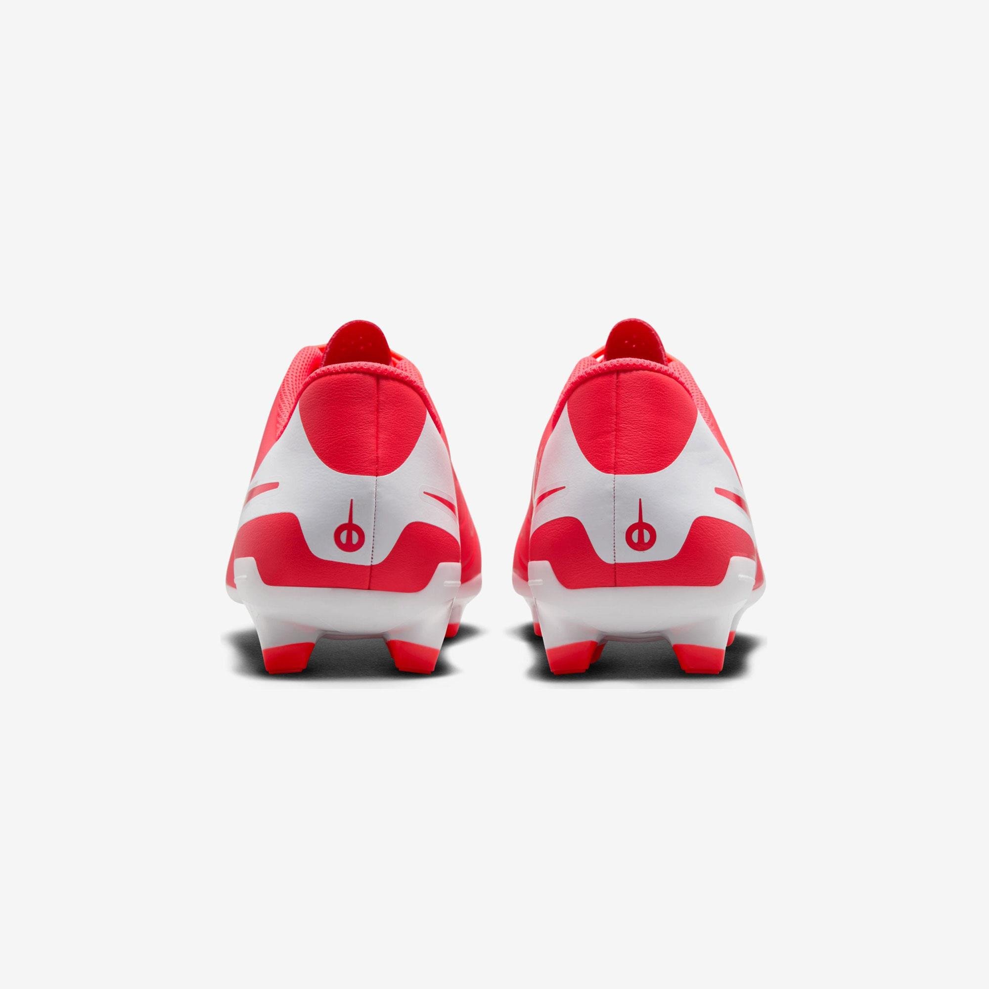 Nike Tiempo Legend 10 Club FG Erkek Krampon - Görsel 5