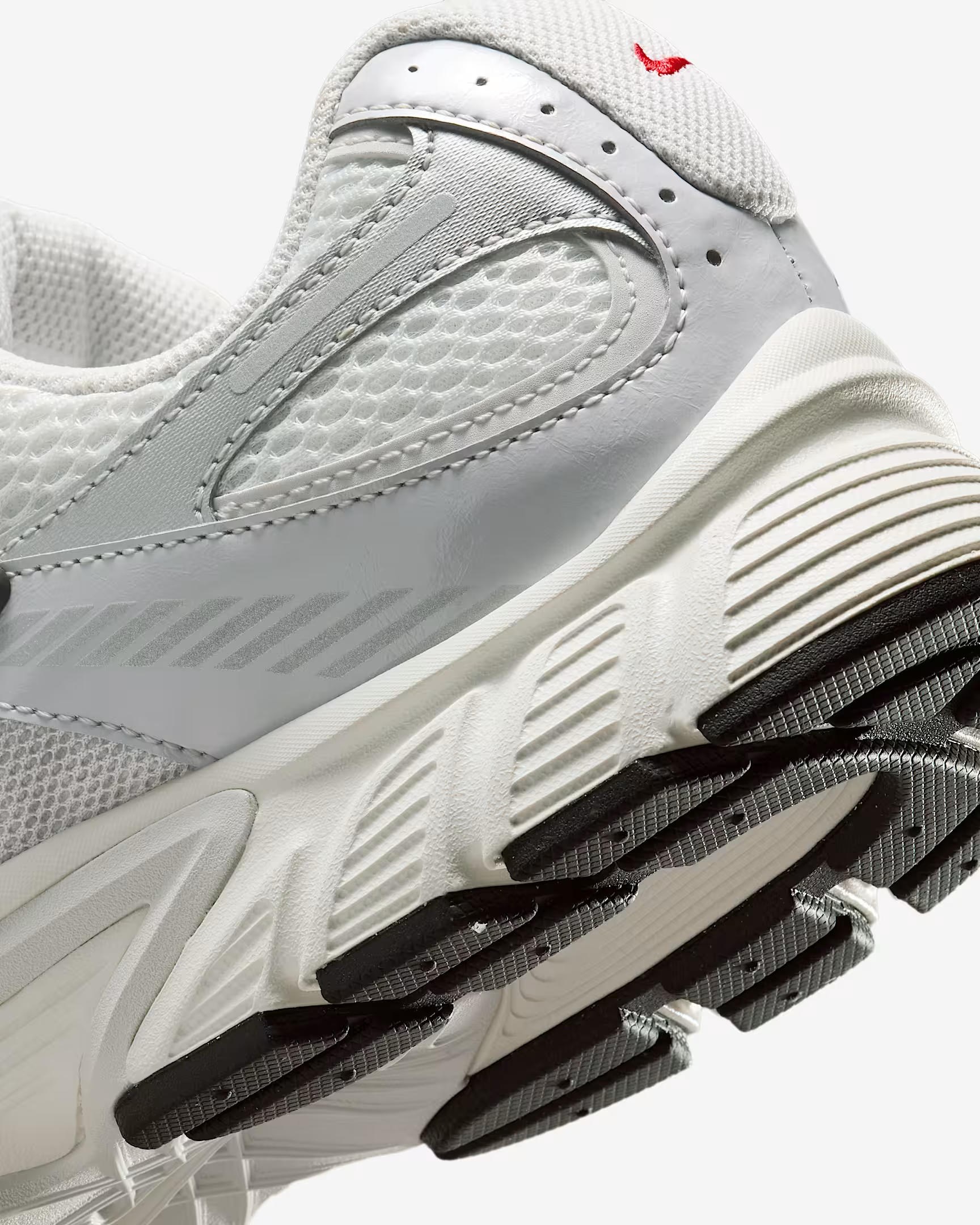 Nike V5 RNR Erkek Günlük Spor Ayakkabı