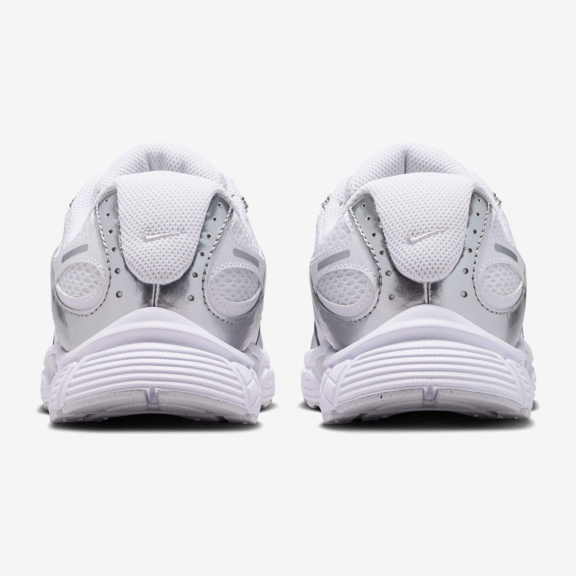 Nike Beyaz Nike V5 RNR (GS)