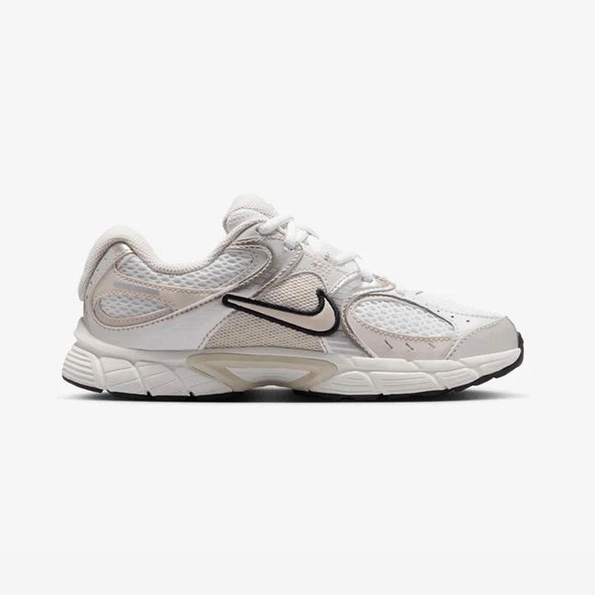 Nike V5 RNR (GS) Günlük Spor Ayakkabı - Görsel 2